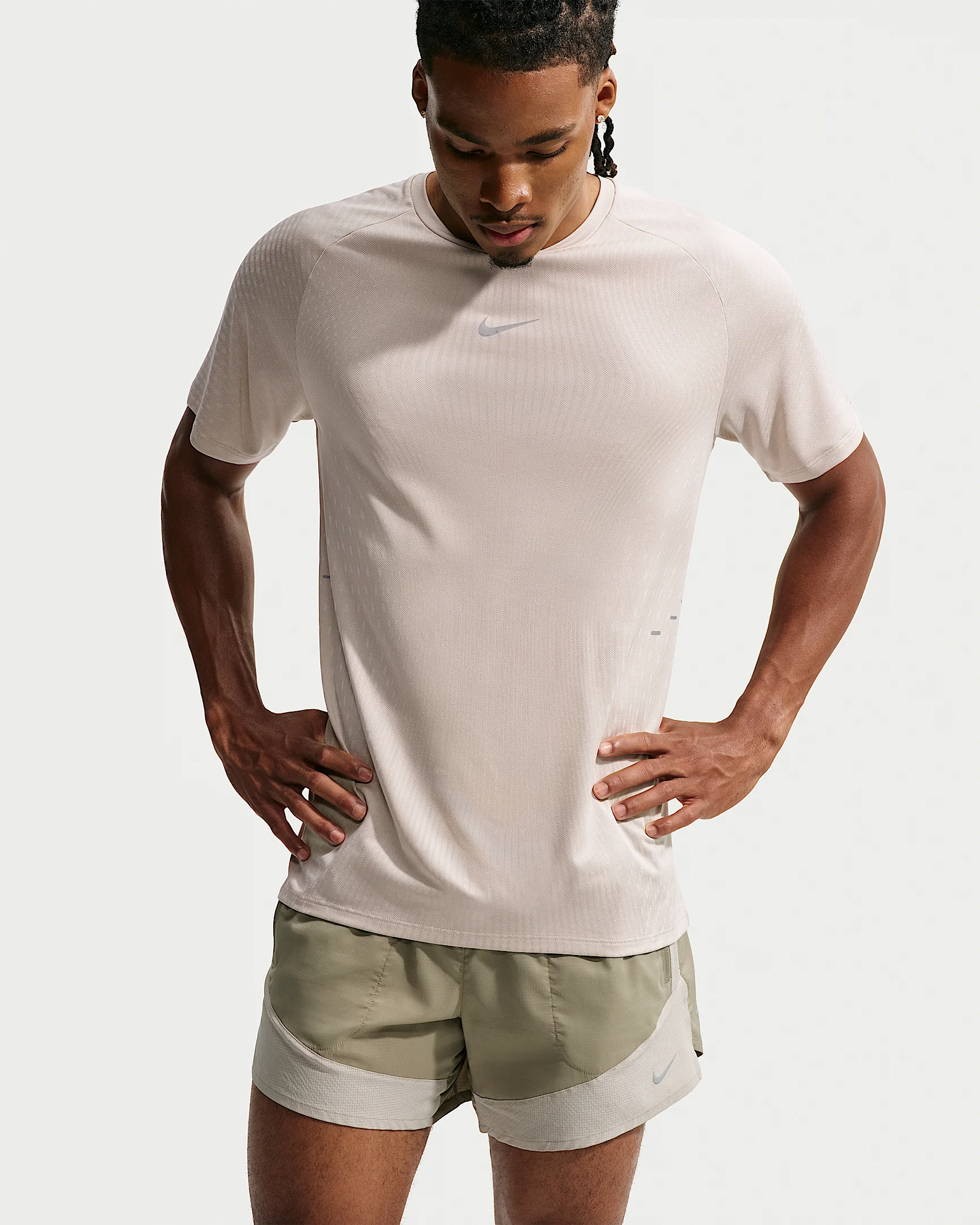 Nike Stride Men's Aero-FIT Short-Sleeve Running Top - 1
