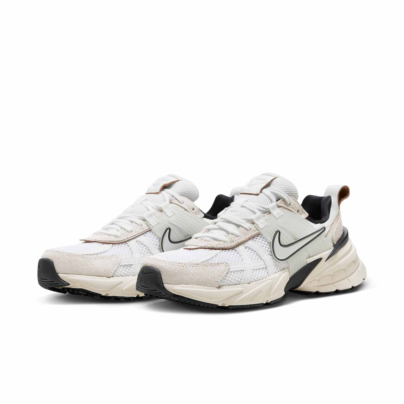(WMNS) Nike V2K Run 'Summit White Light Orewood Brown' FN6703-100 - 3