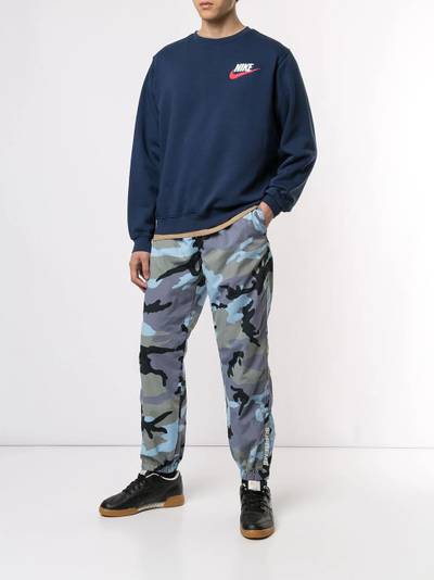 Supreme warm up pants outlook