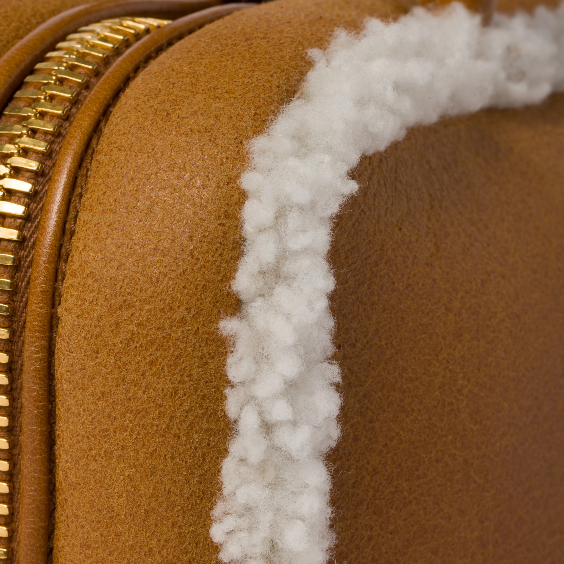 Arcadie shearling top-handle bag - 7