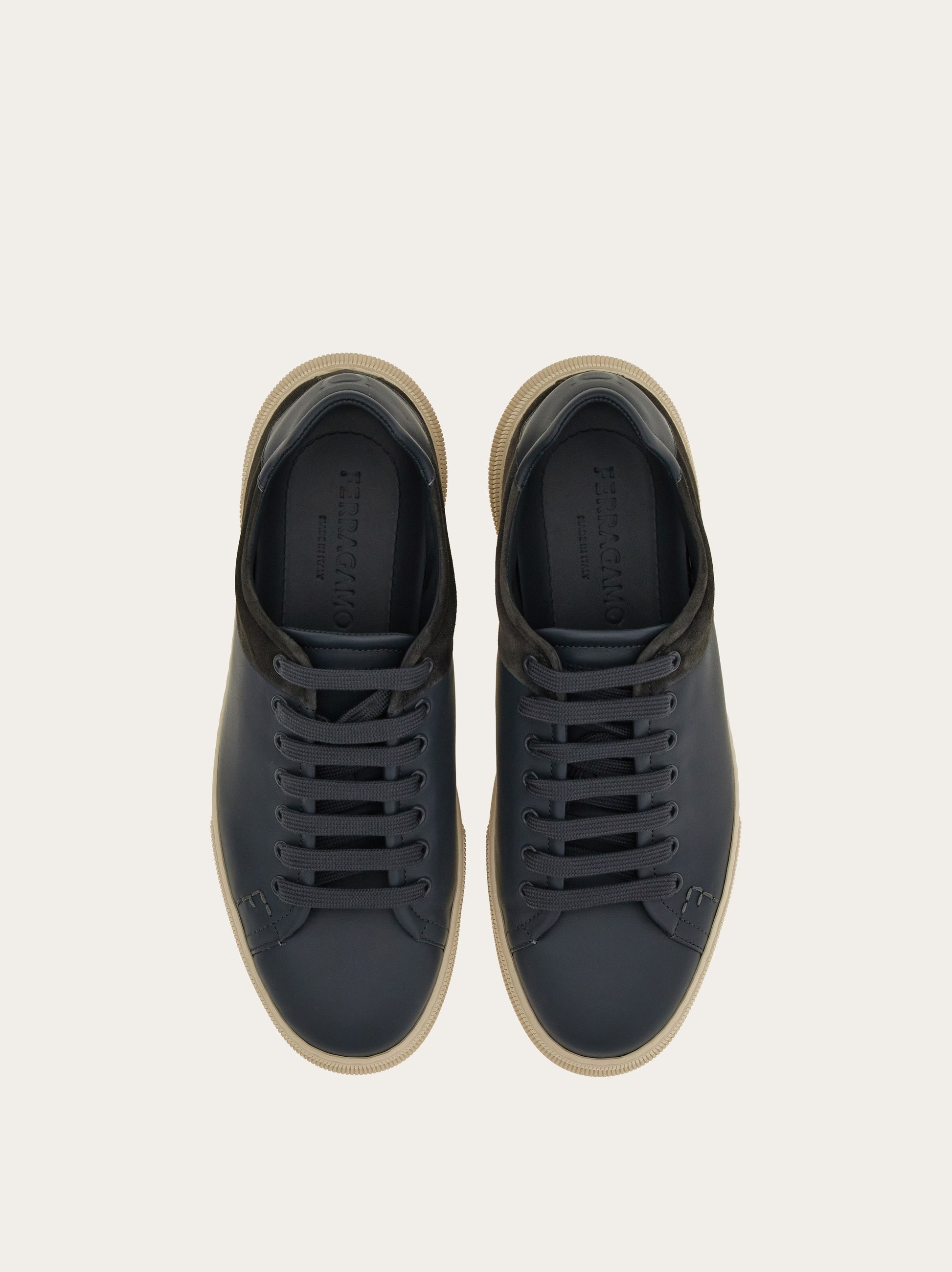 Low cut sneaker - 2