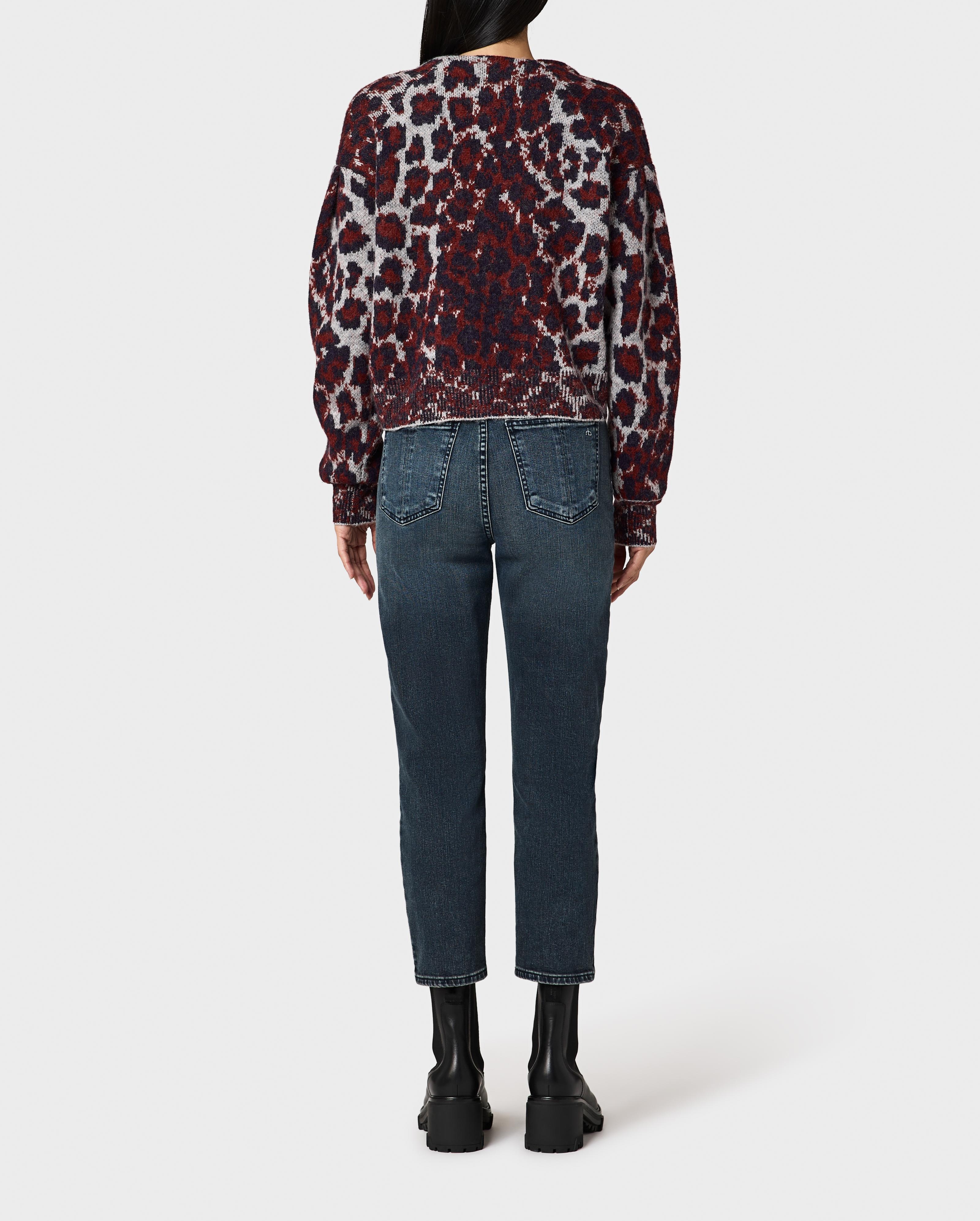 Sarah Wool Leopard Cardigan
Relaxed Fit - 3