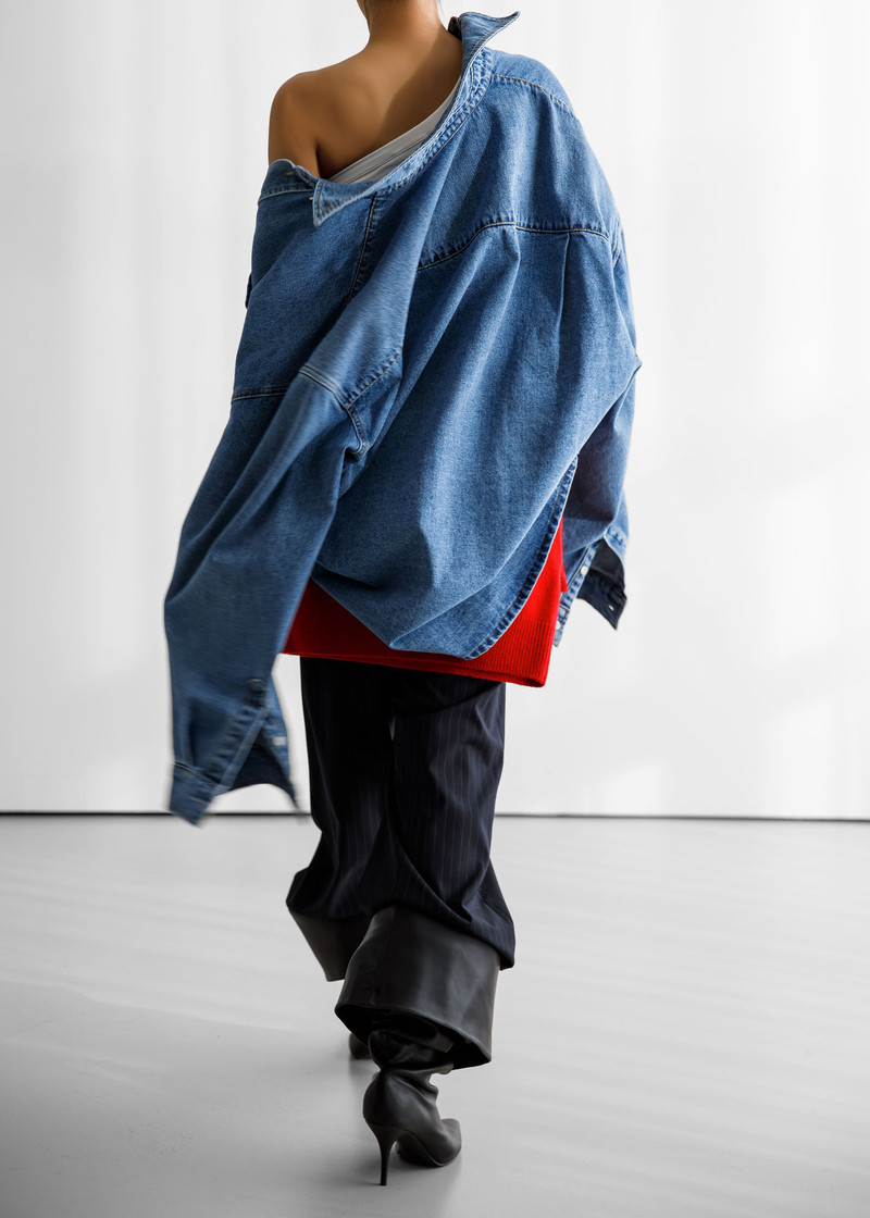 Belvis Oversized Denim Shirt - Medium Wash 11