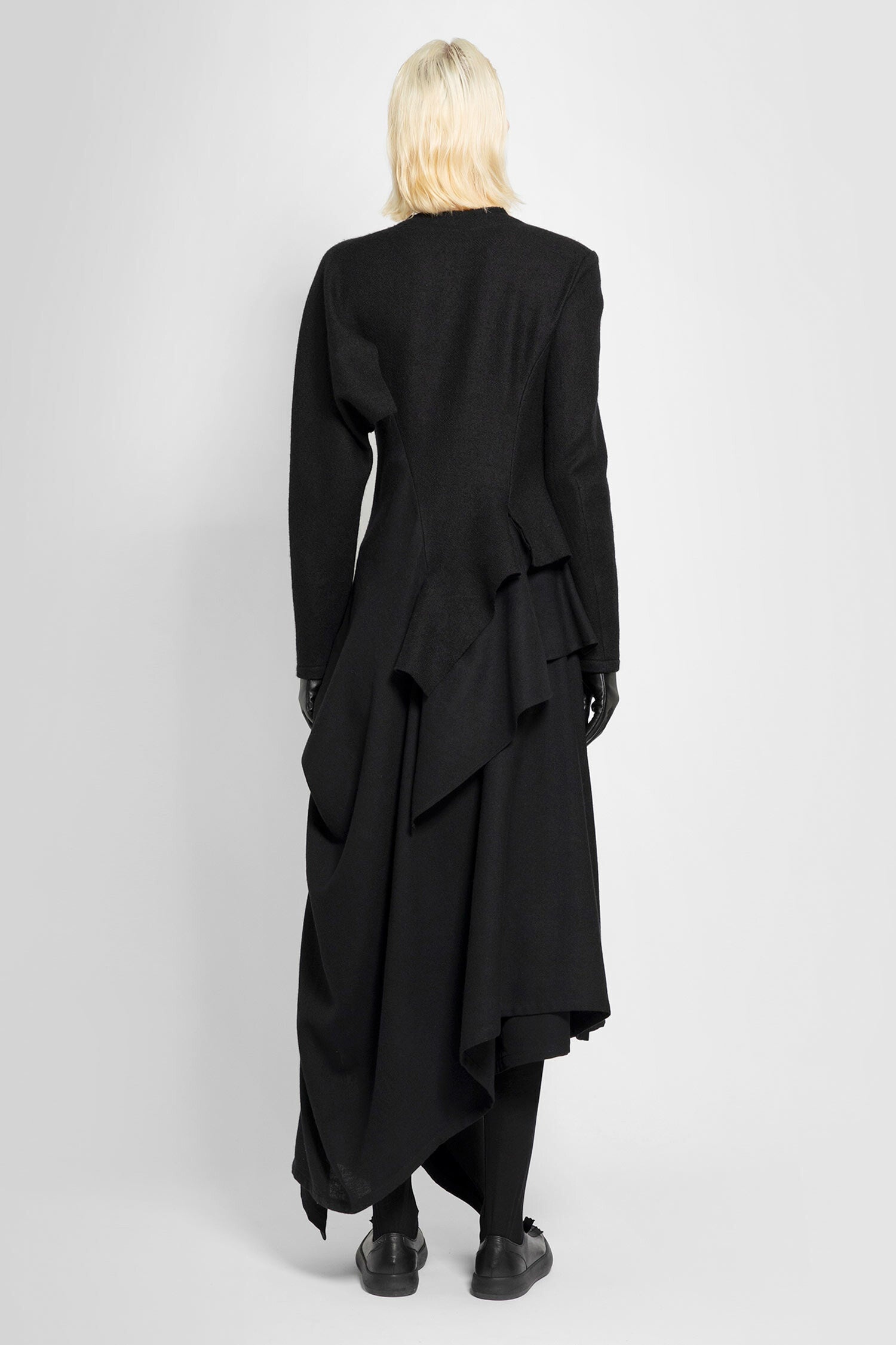 YOHJI YAMAMOTO WOMAN BLACK COATS - 3