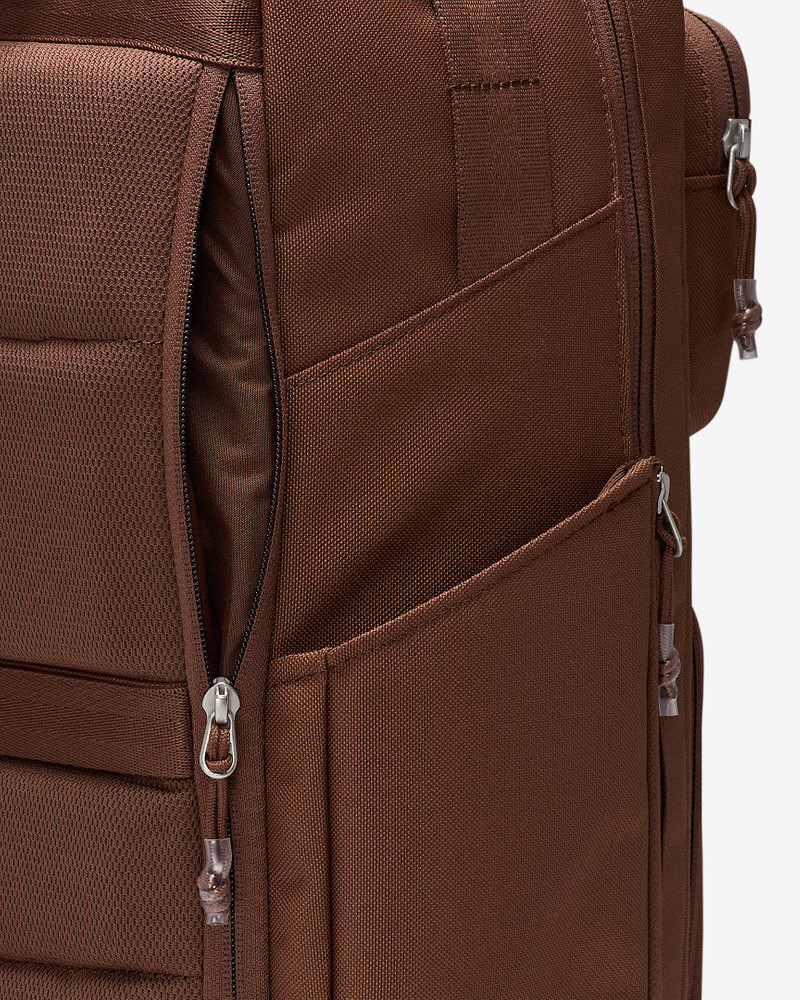 Nike Utility Elite Backpack (37L) 8
