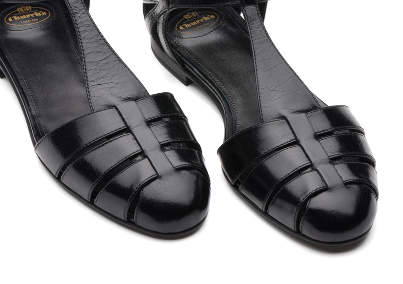 Rainbow
Shine Calf Leather T-Bar Sandal Black 4