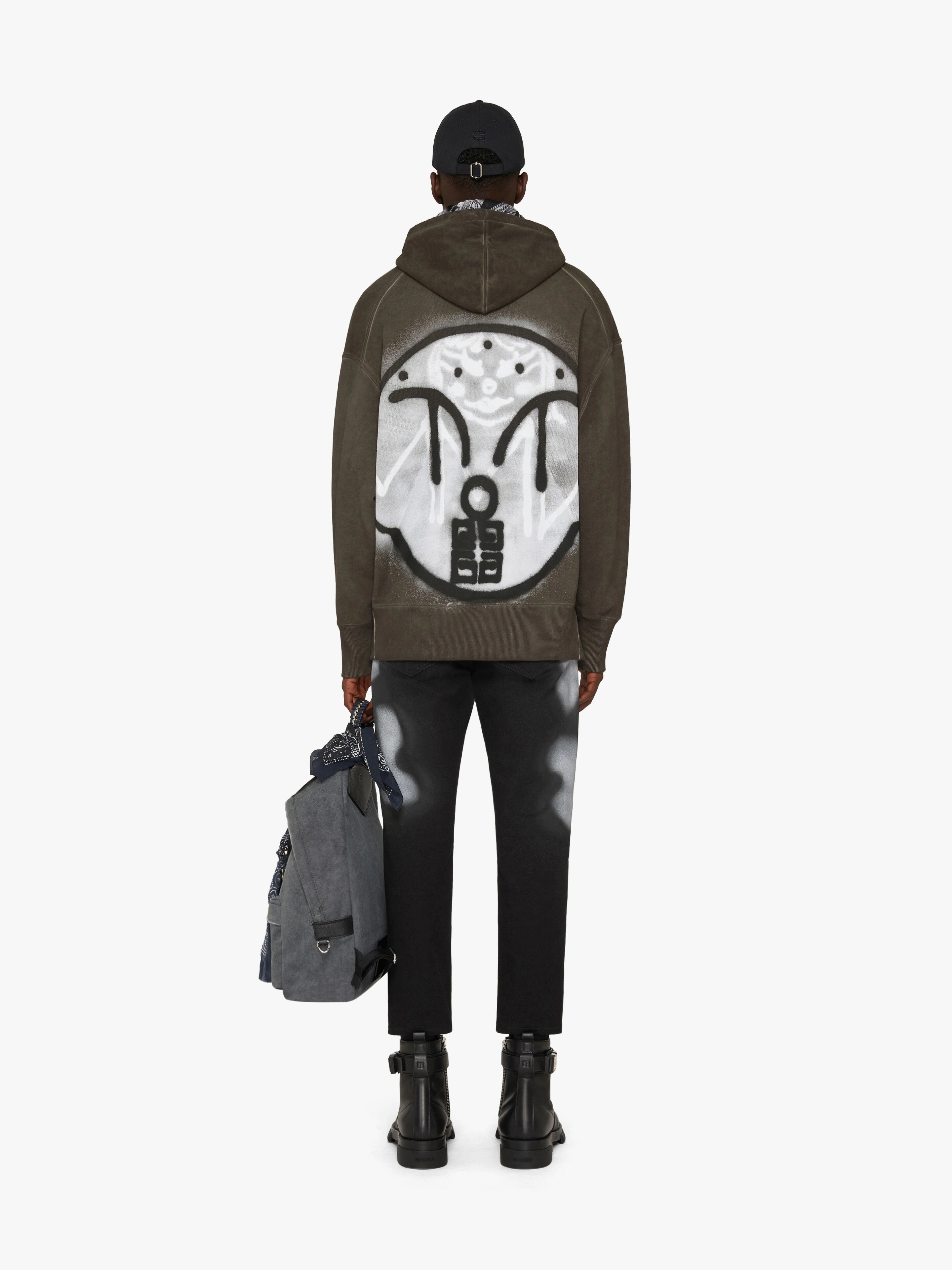 OVERSIZED HOODIE WITH TAG EFFECT DOG PRINTS - 4