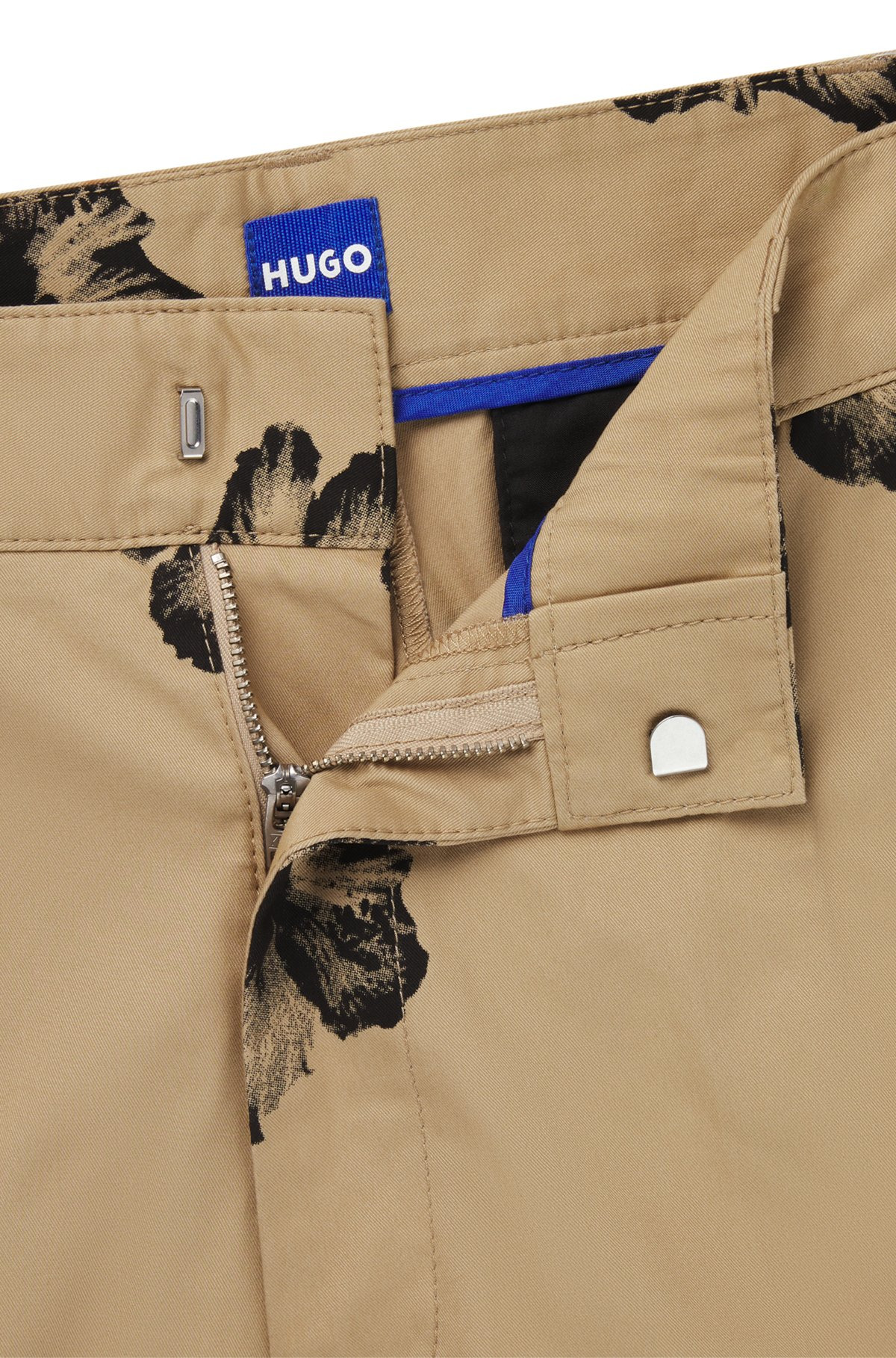 BAGGY-FIT SHORTS IN HIBISCUS-PRINT STRETCH-COTTON TWILL - 6