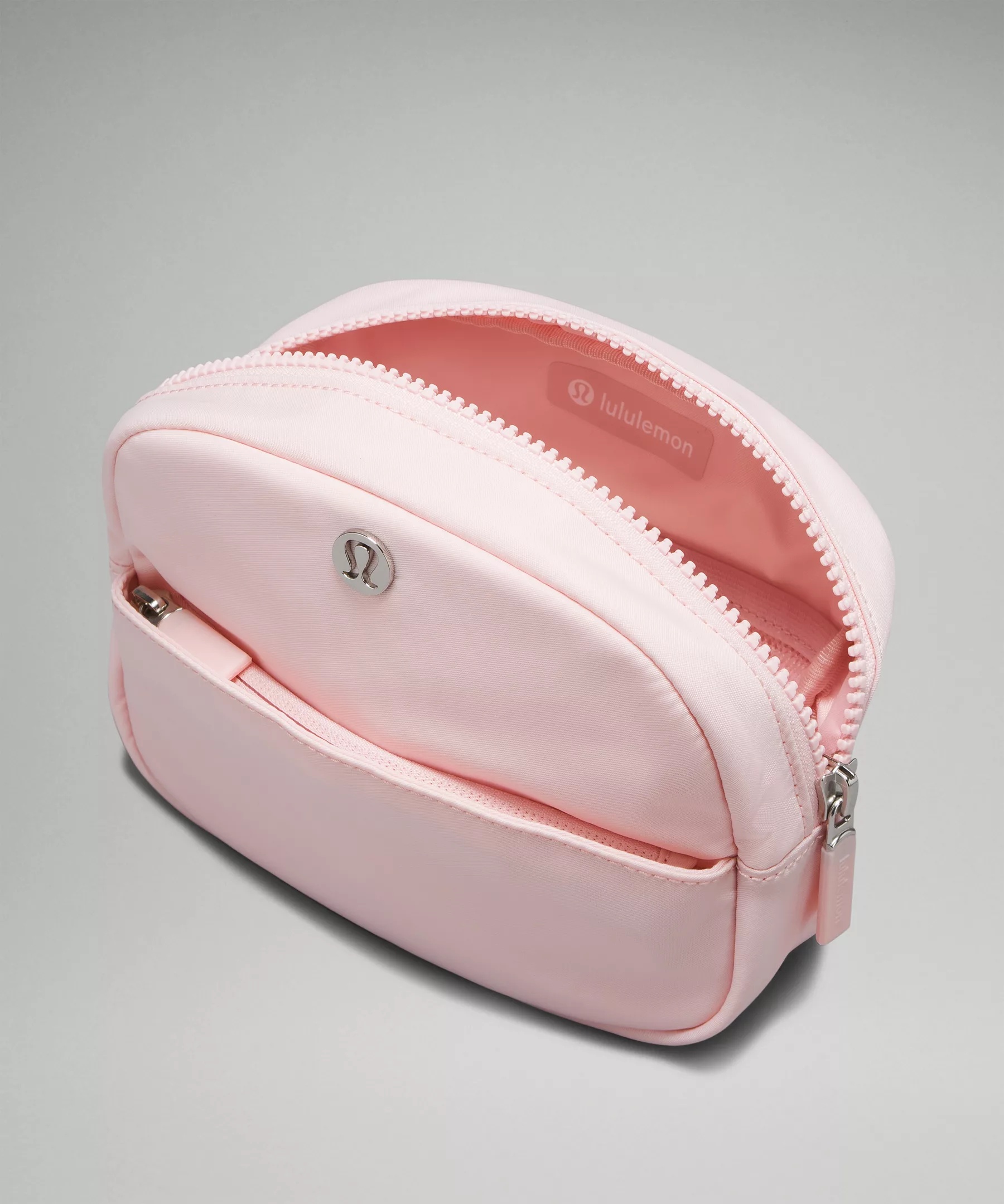 City Essentials Pouch *Mini 4