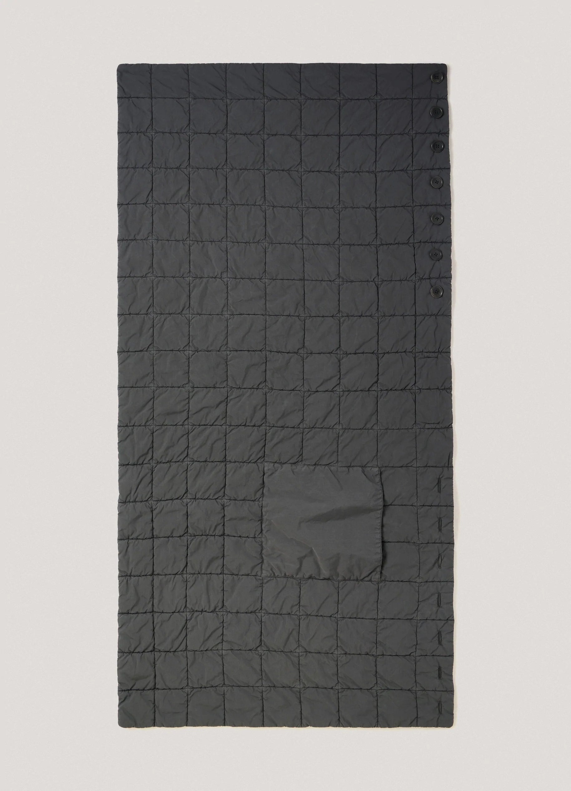 WADDED BLANKET
COTTON NYLON - 4