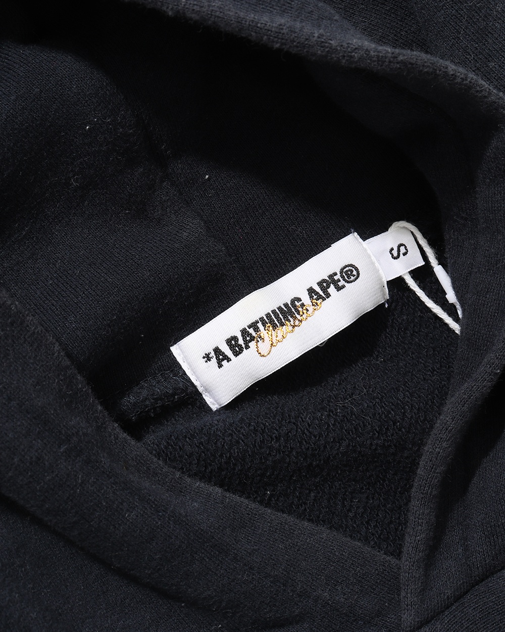 A BATHING APE - 8