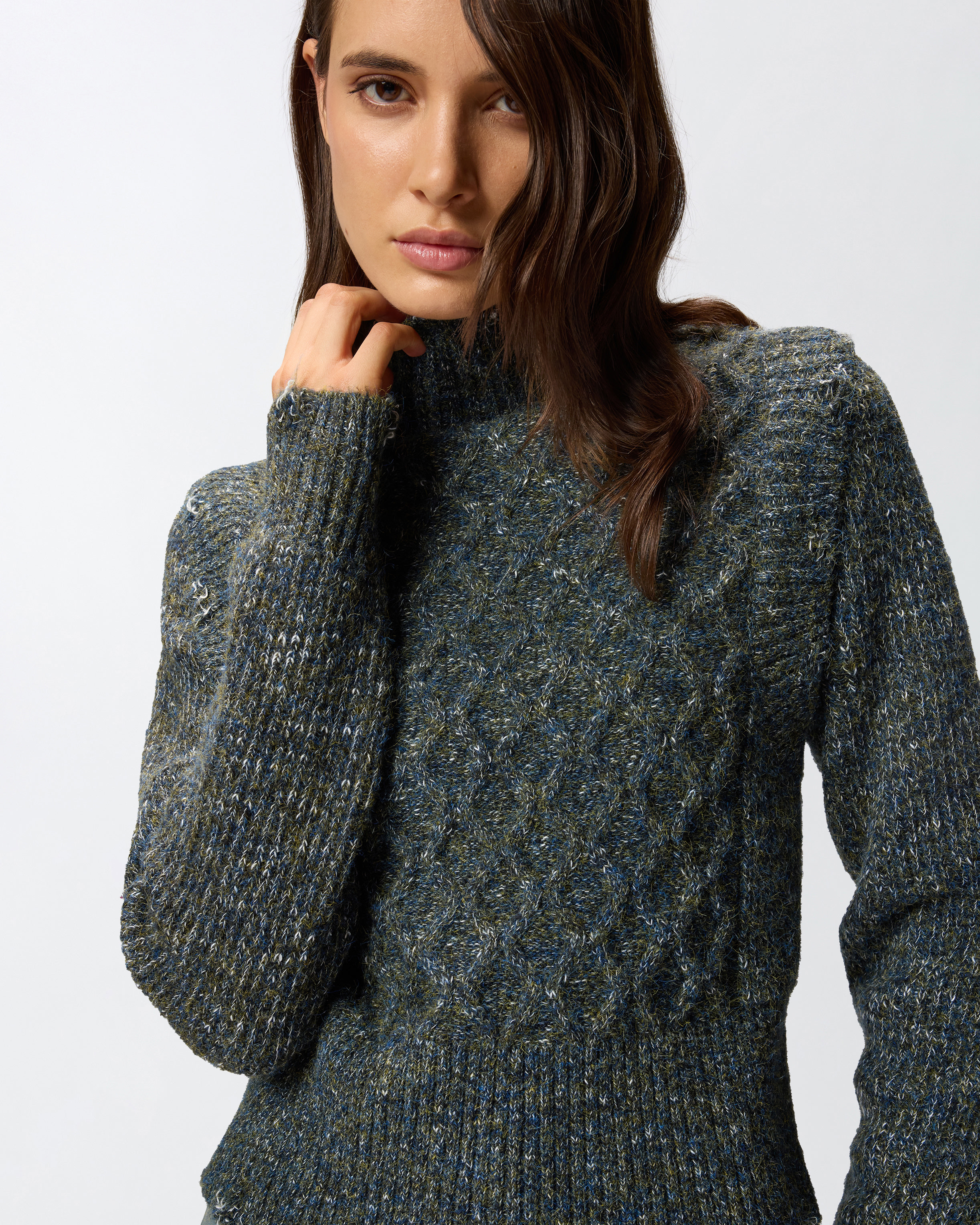KNIT TURTLENECK WITH CABLE STITCH - 5