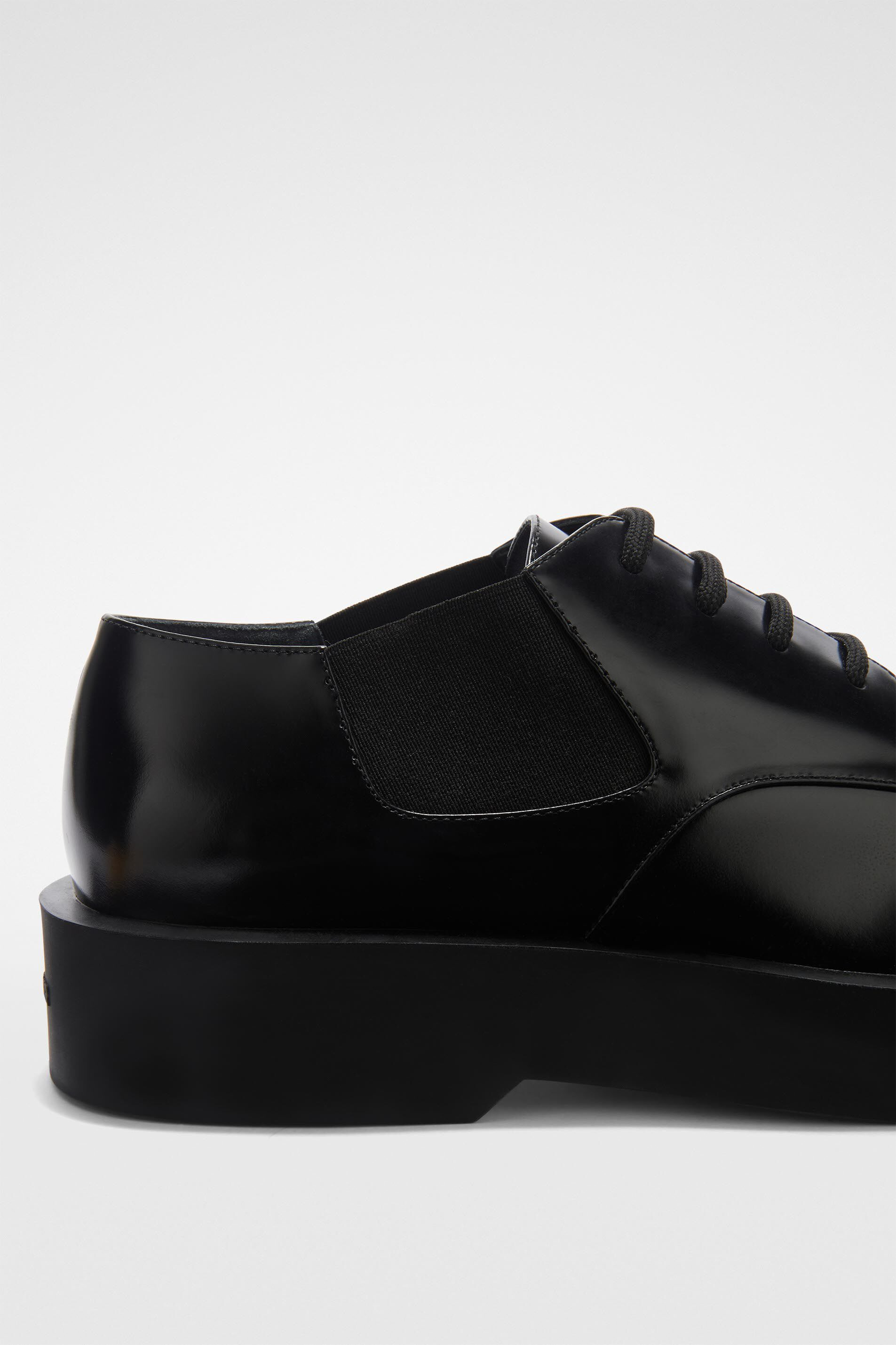 Lace-up Shoes - 7