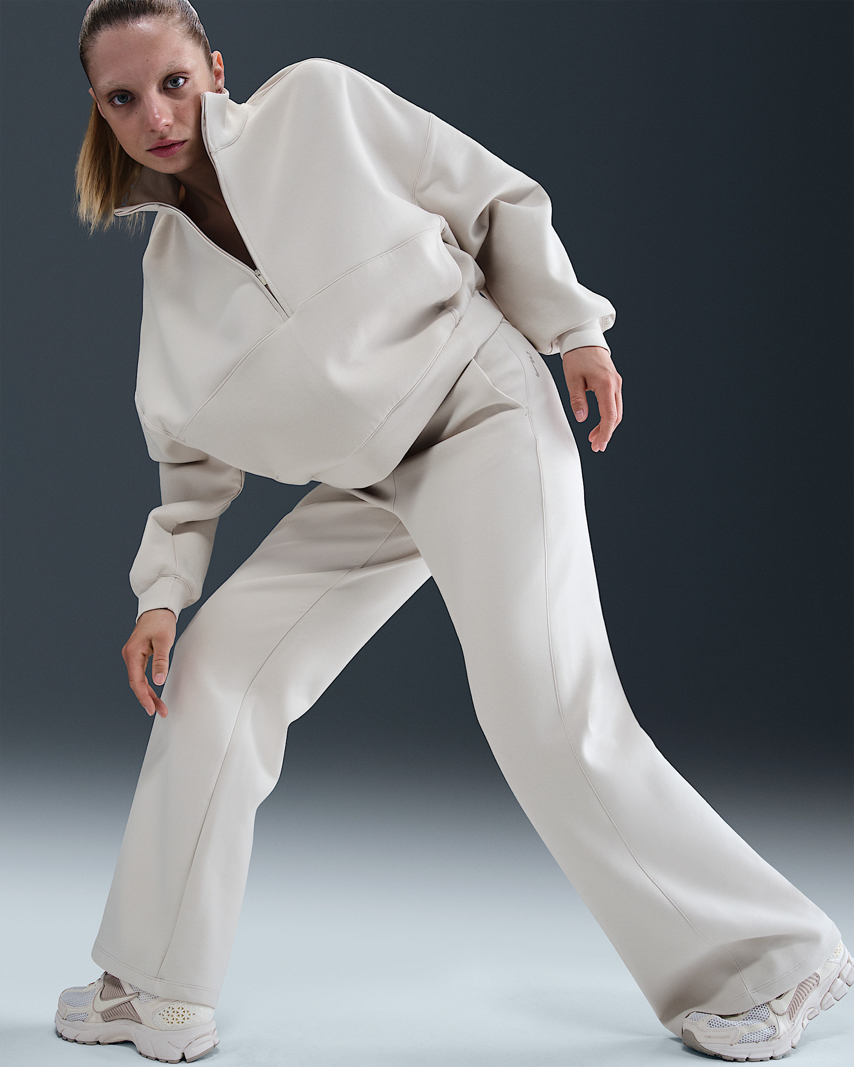 Nike 24.7 ImpossiblySoft Women's Dri-FIT High-Waisted Loose Flared Pants - 5