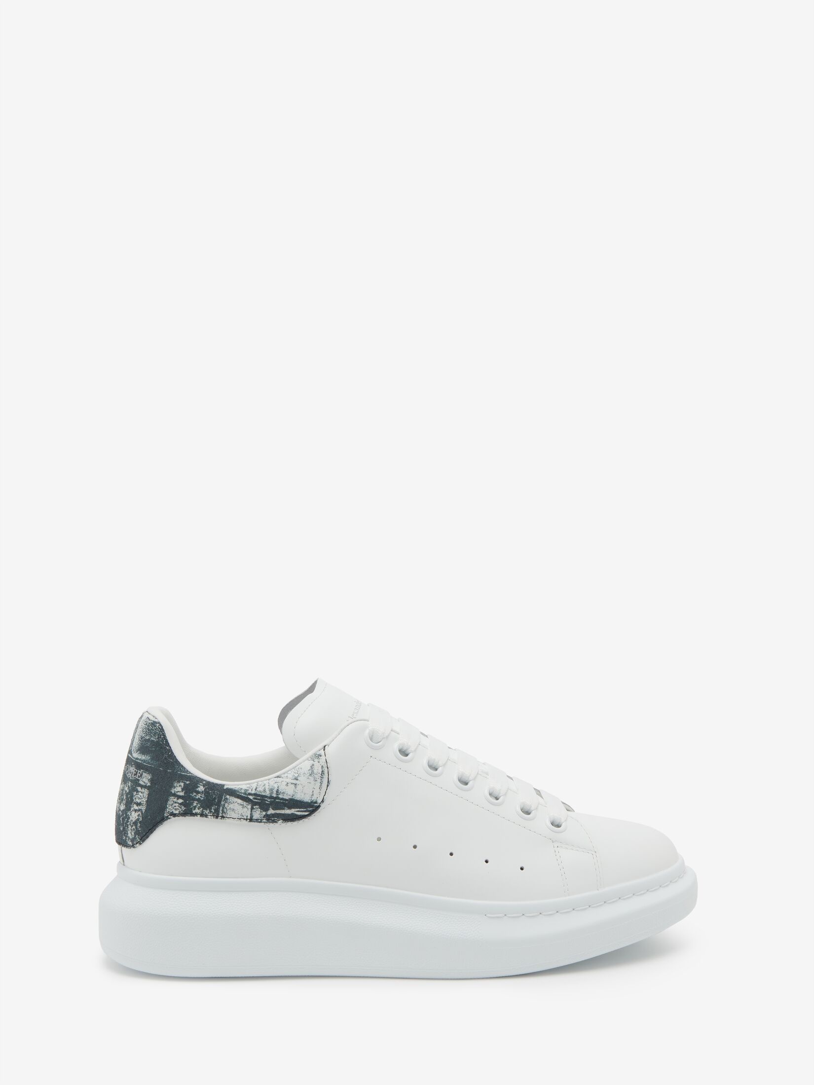 Men's Oversized Sneaker in White/black - 1