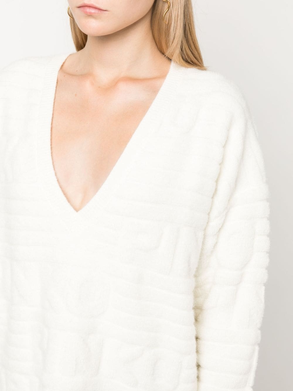 intarsia-knit logo V-neck jumper - 5