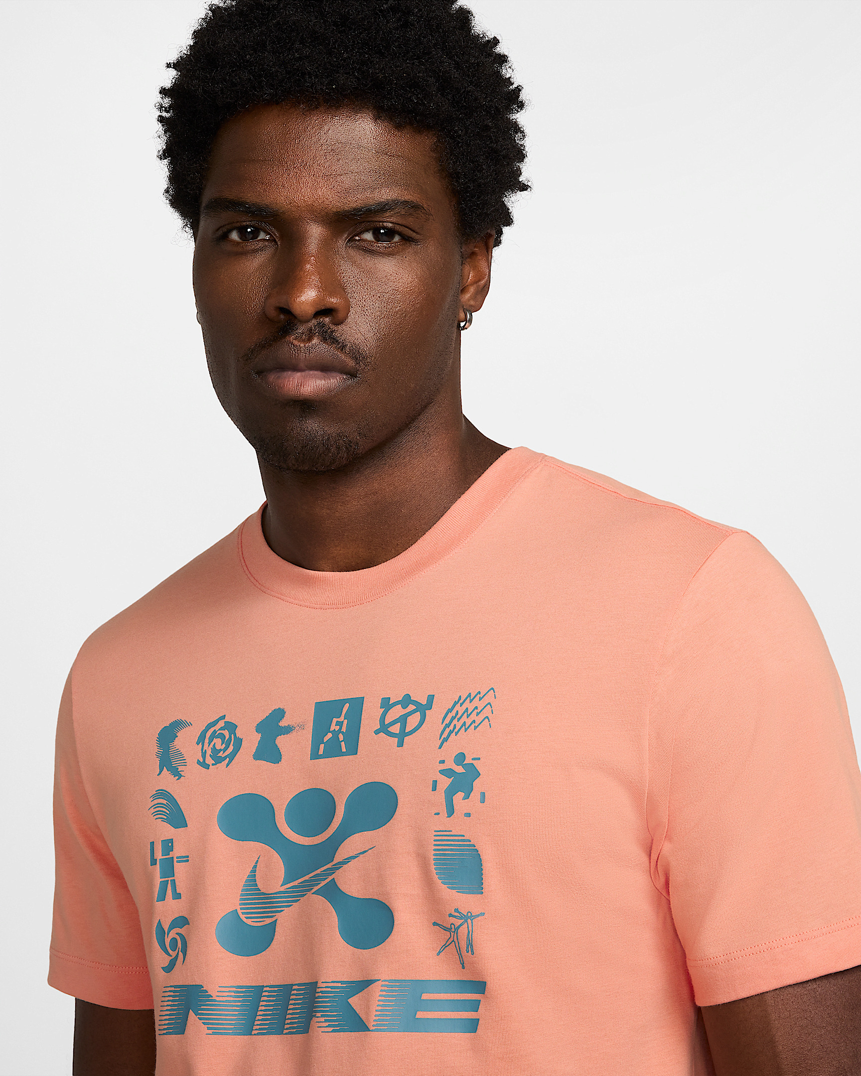 Nike Men's Fitness T-Shirt - 3