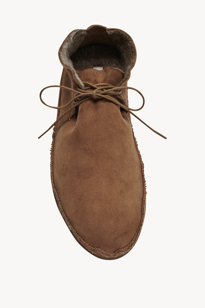 Tyler Lace Up Shoe in Suede 3