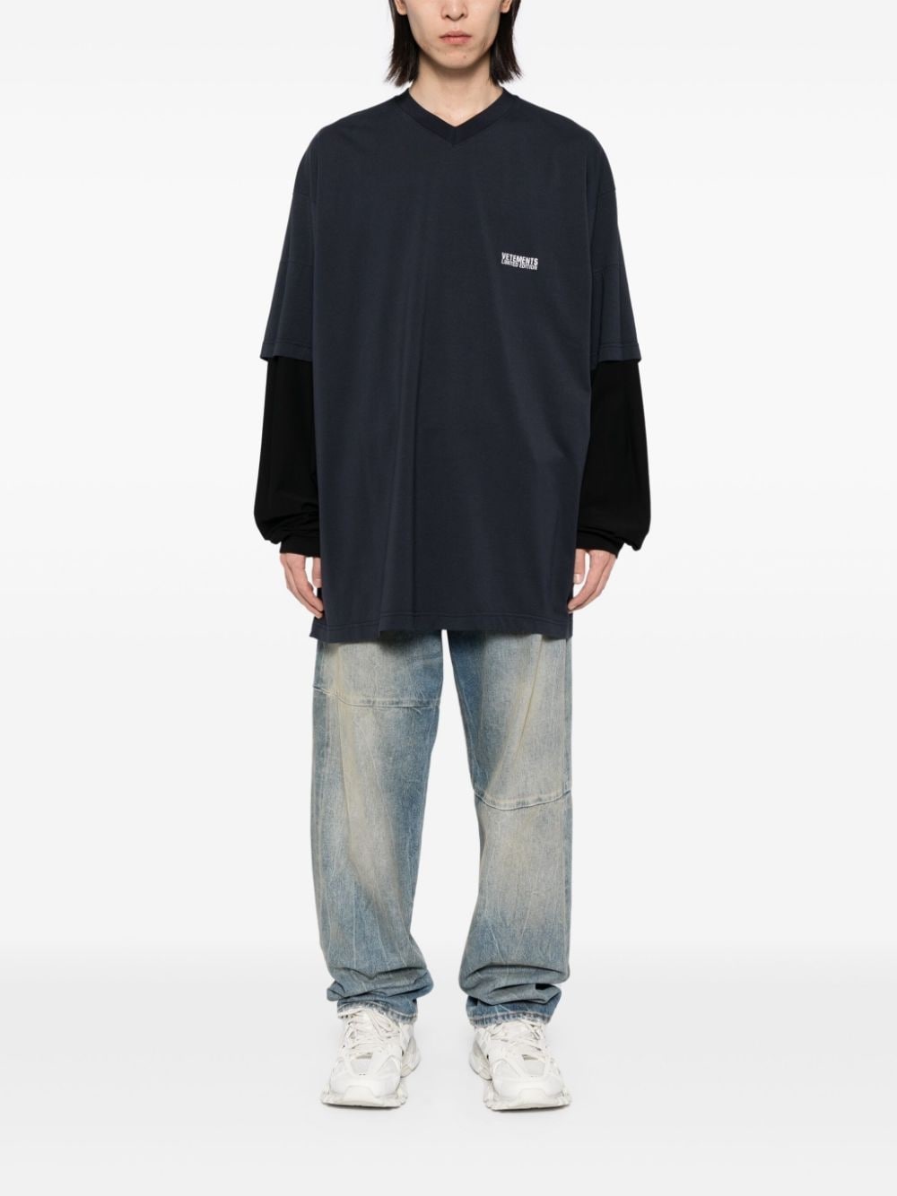 VETEMENTS embroidered logo sweatshirt | REVERSIBLE