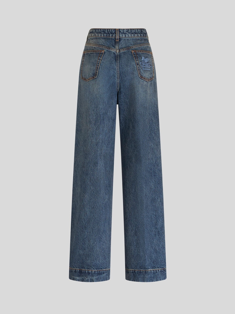 JEANS WITH EMBROIDERED PEGASO - 4