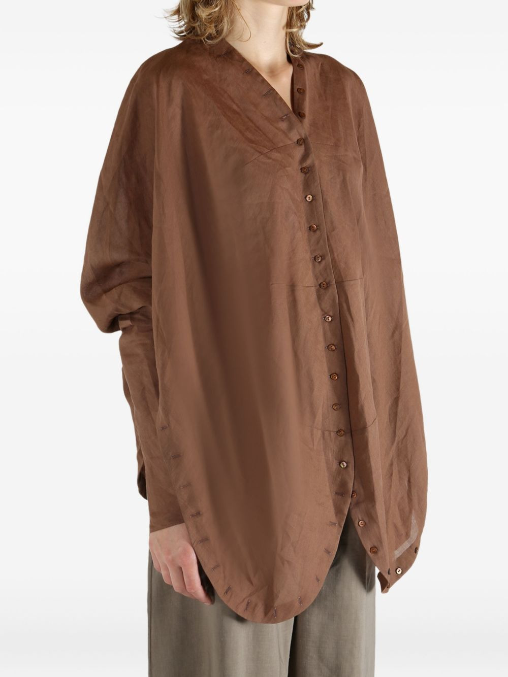 button-detailed curved-hem shirt - 4