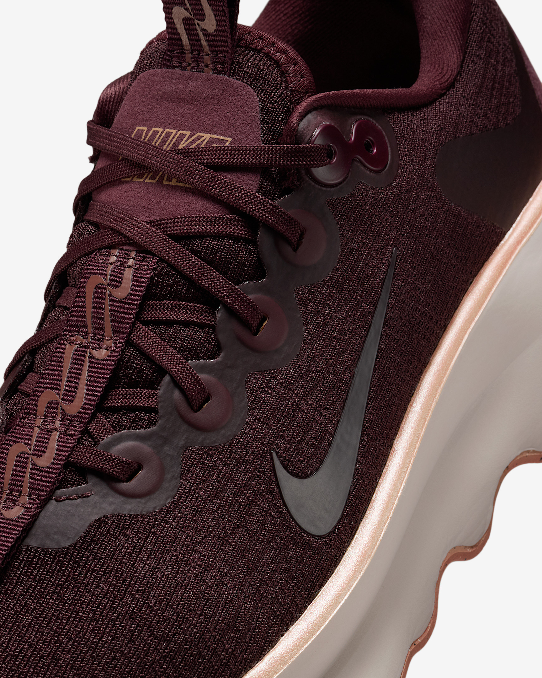 Nike Motiva Women's Walking Shoes - 7
