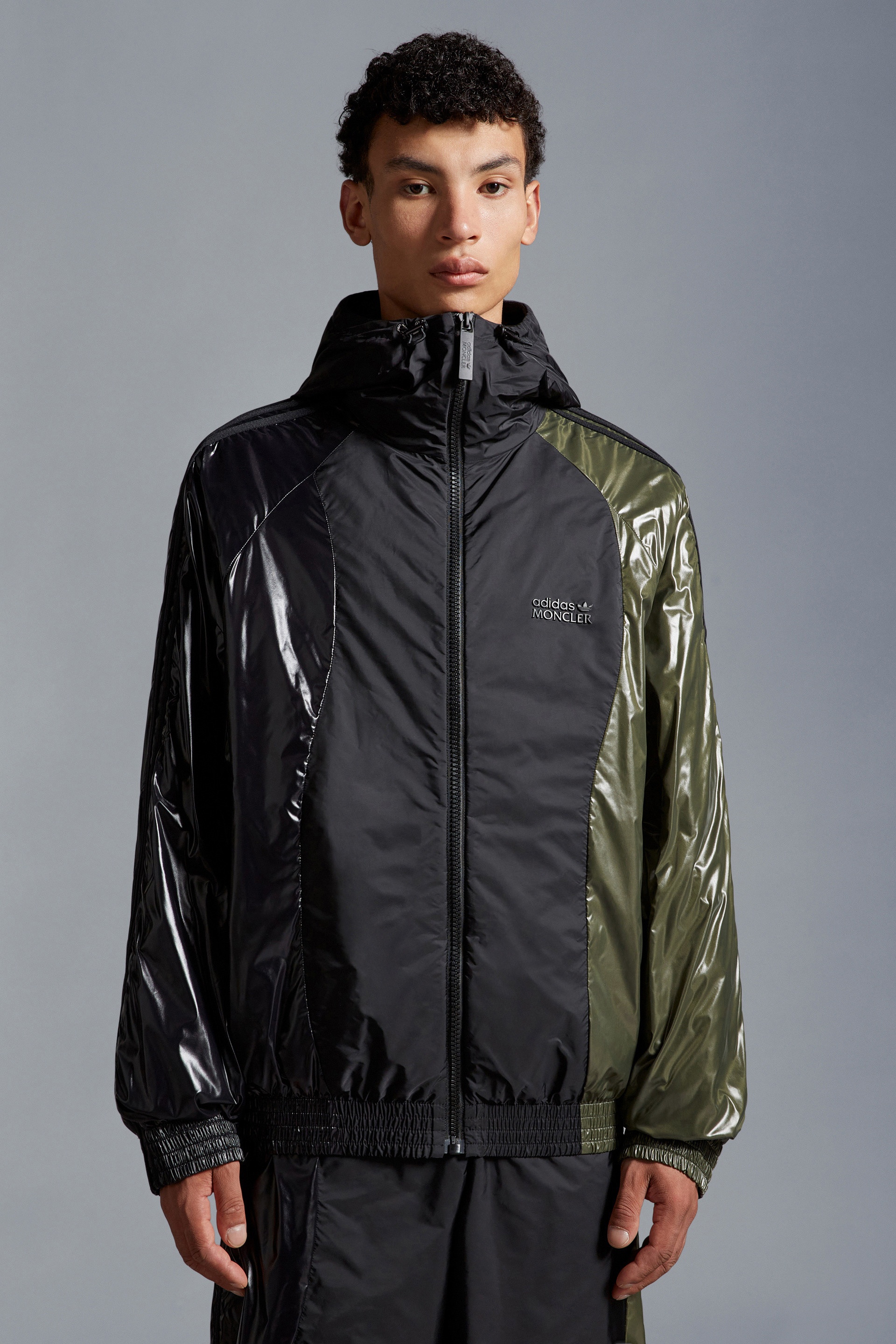 Moncler Balzers Short Down Jacket - I209S1A00010M2288F98 | REVERSIBLE