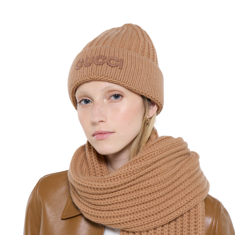Wool cashmere hat with embroidery 3