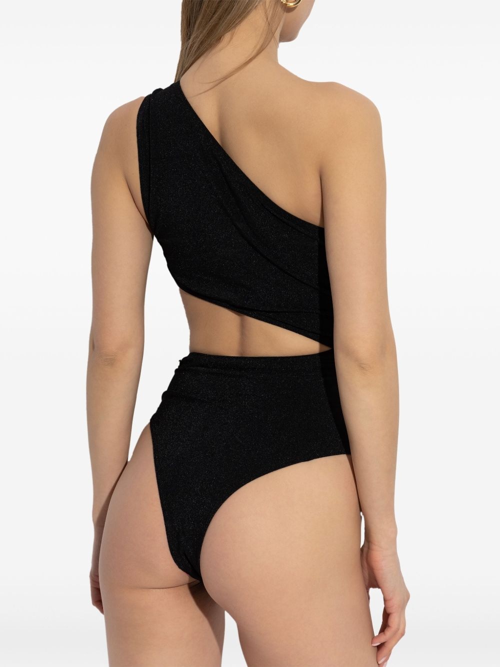 cut-out one piece - 4