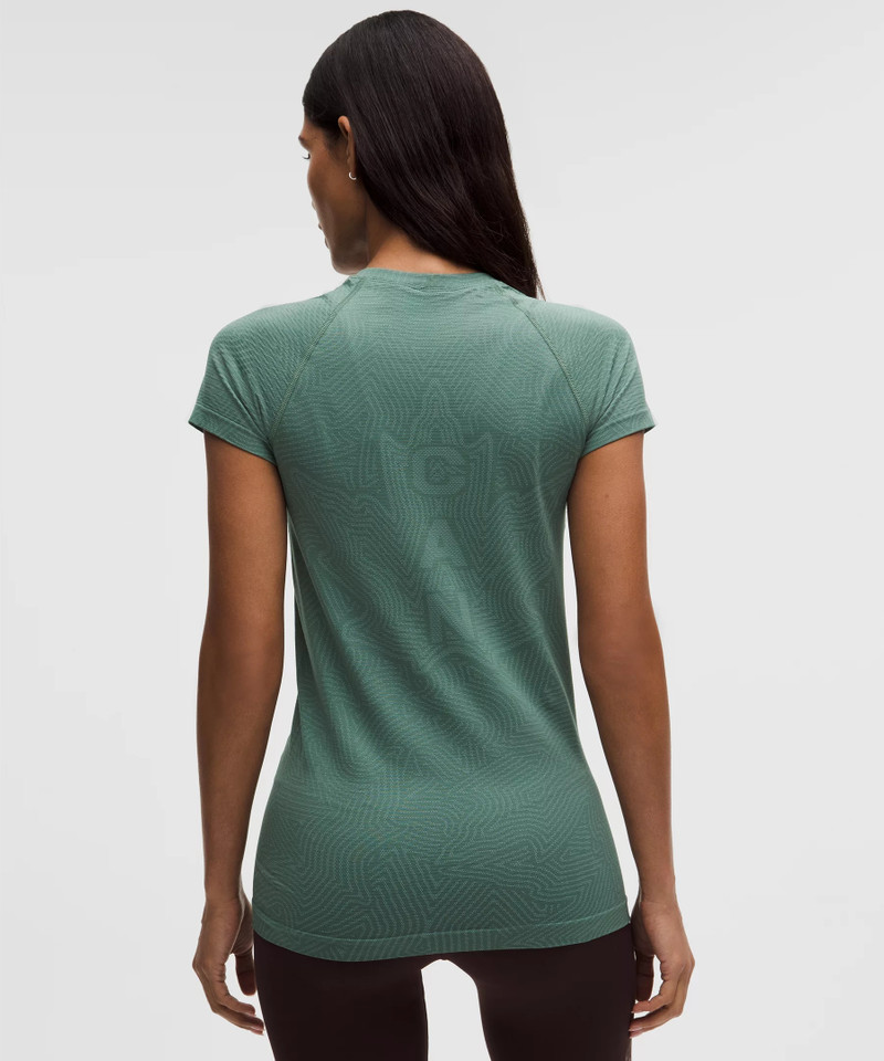 Team Canada Swiftly Tech Short-Sleeve Shirt 2.0 *COC Logo 3