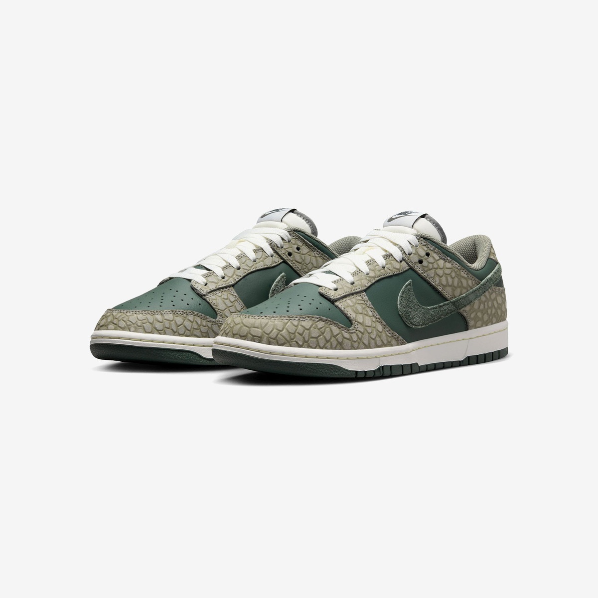 Dunk Low Retro PRM - 2