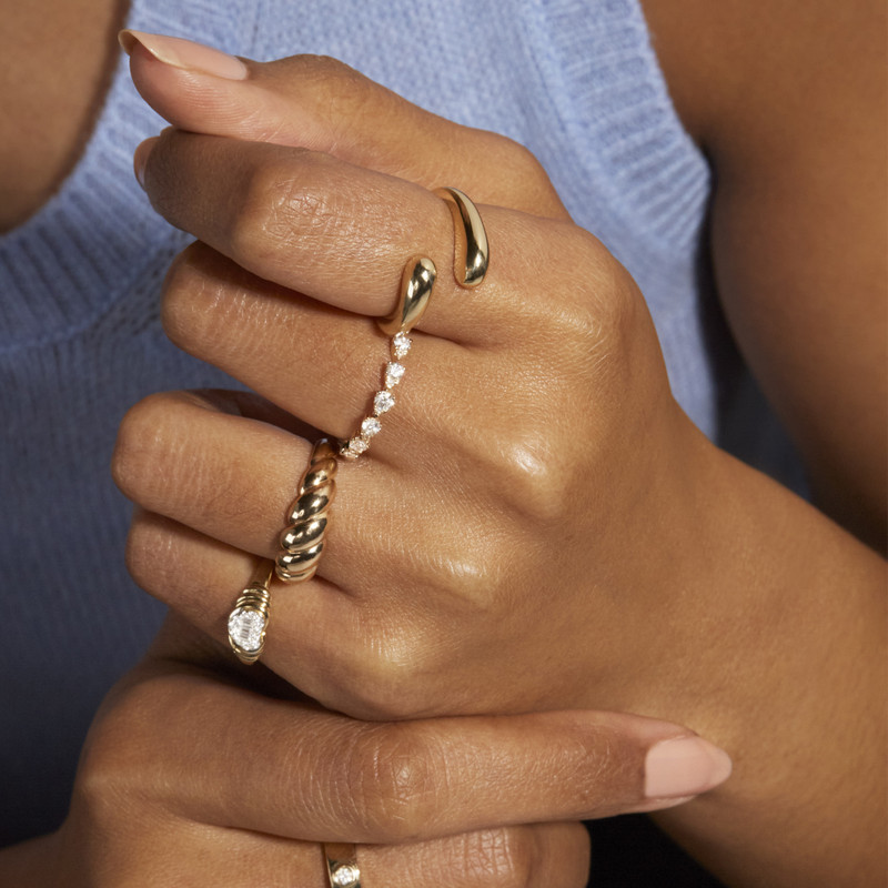 STONE AND STRAND Golden Droplet Hug Ring outlook