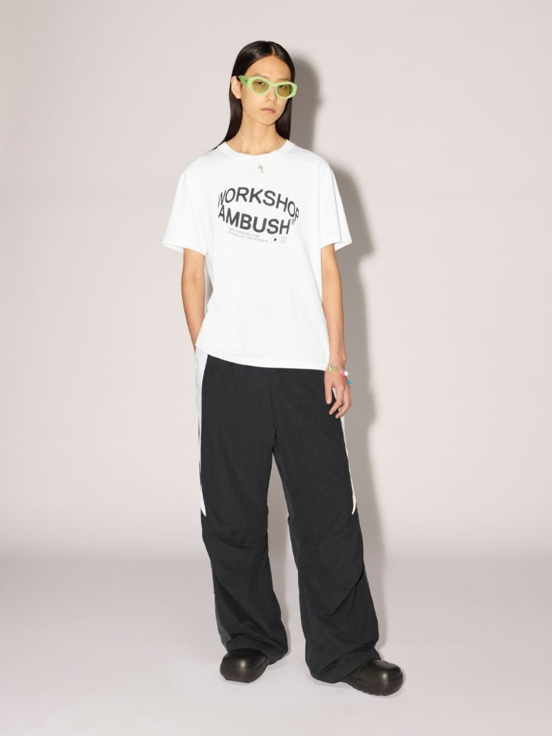 Revolve Ambush 로고 티셔츠 3