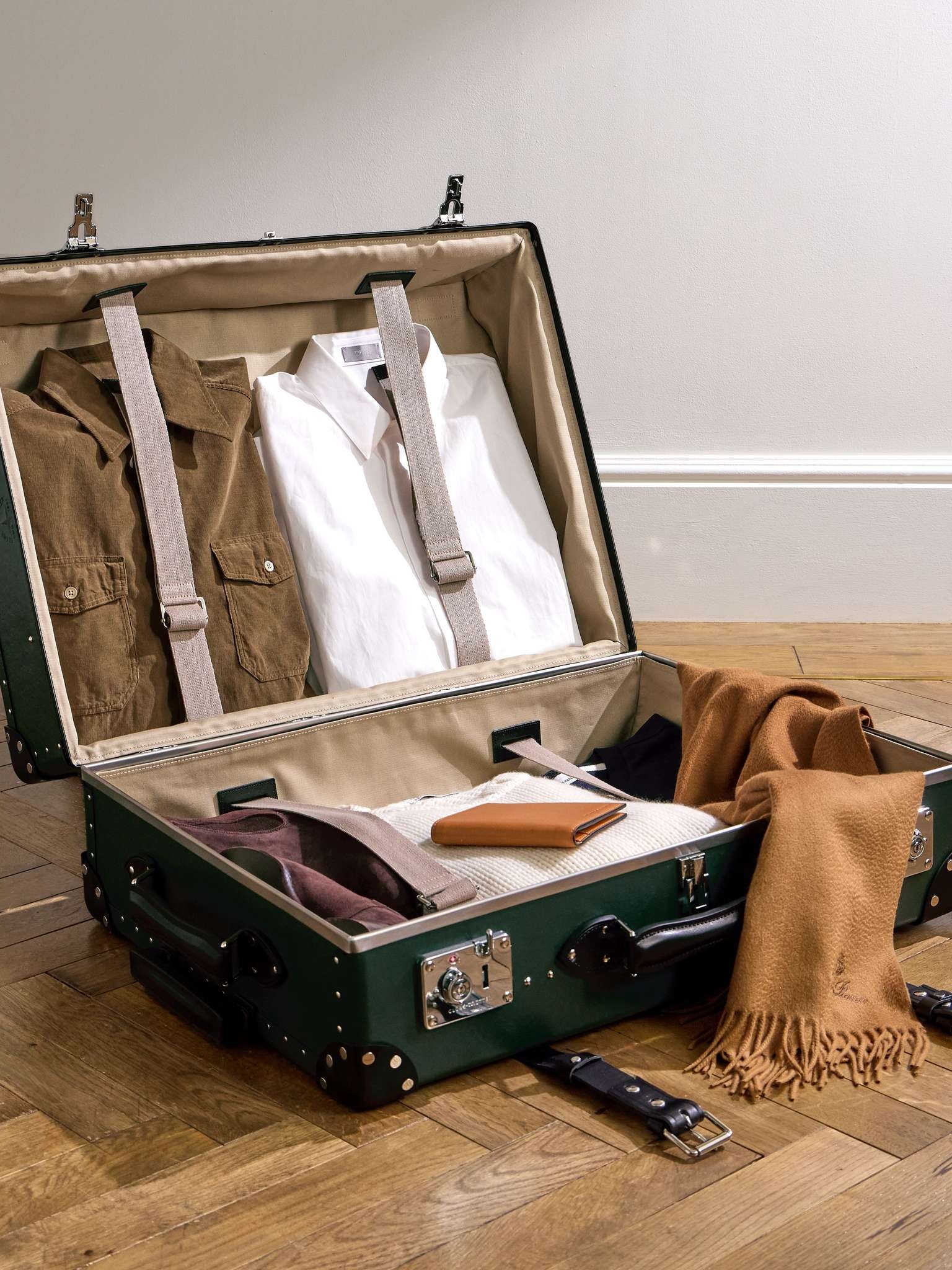 No Time To Die Leather-Trimmed Vulcanised Fibreboard Check-In Suitcase - 2