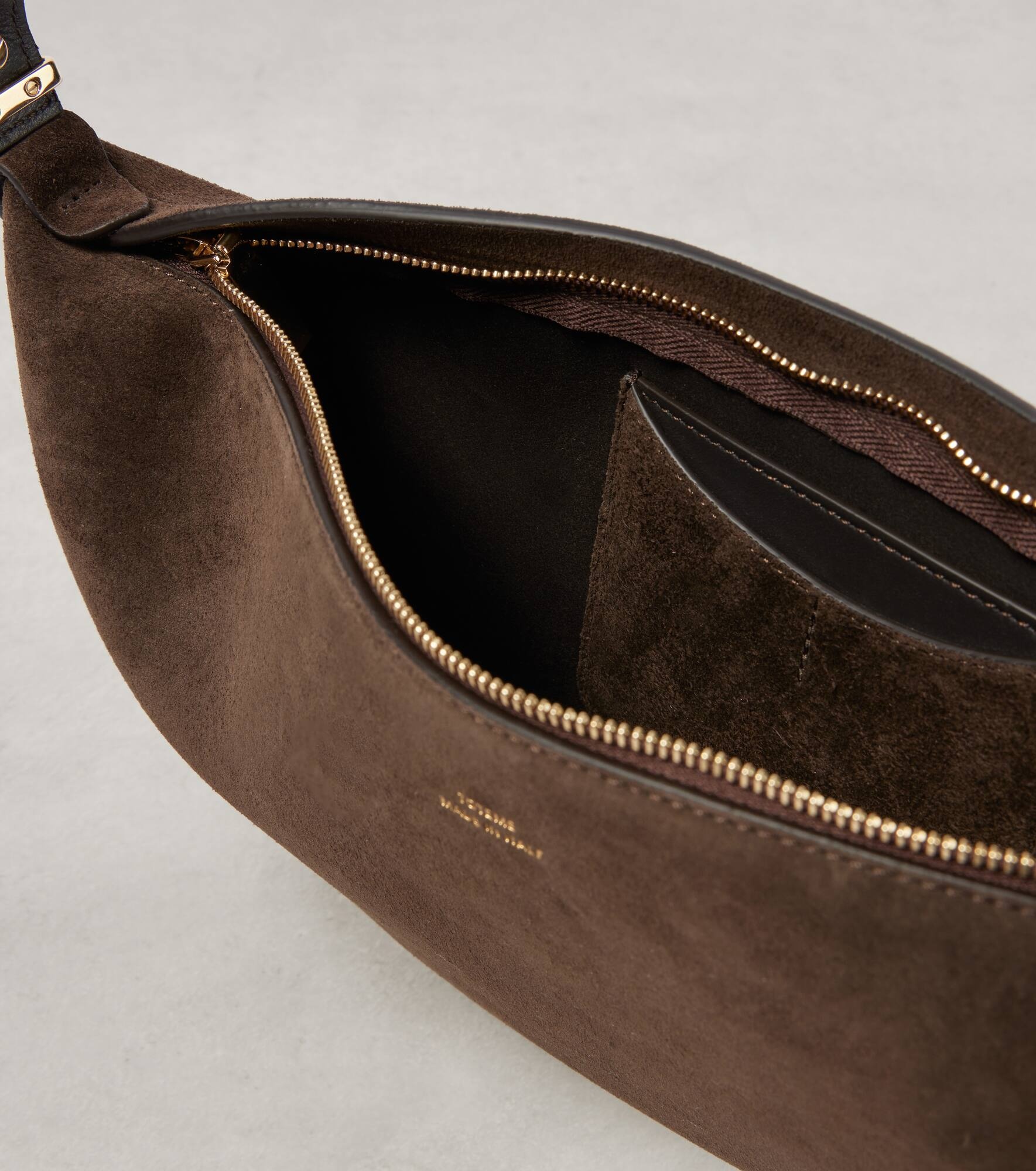 Scooped suede shoulder bag - 3