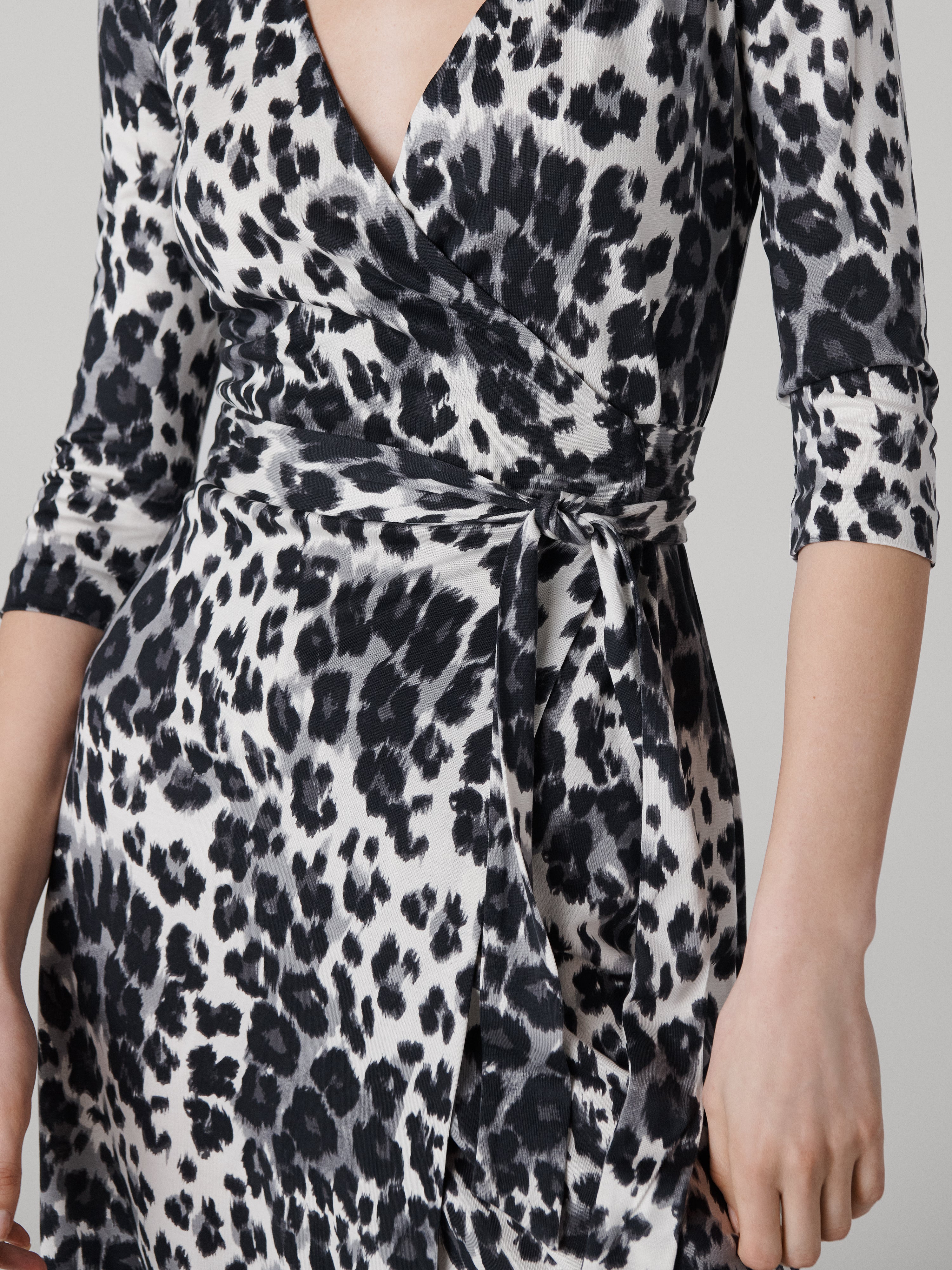 Julian Silk Jersey Wrap Dress - 4