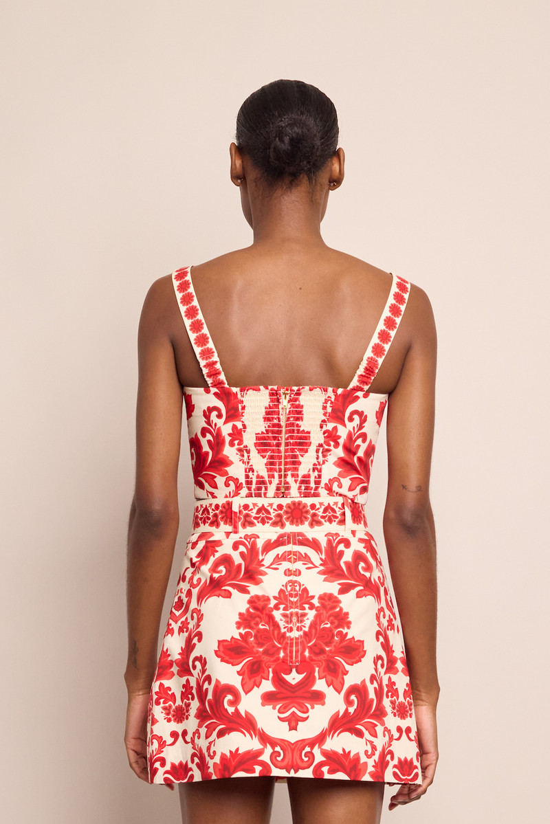 Helena Top Perfect Blend of Timeless Style and Modern Charm 4