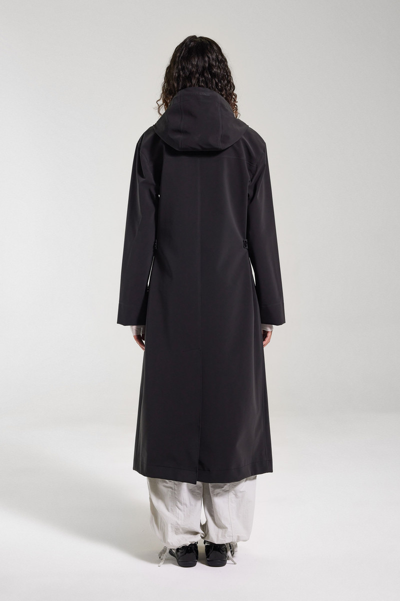 Chetham Matte Raincoat Black 4