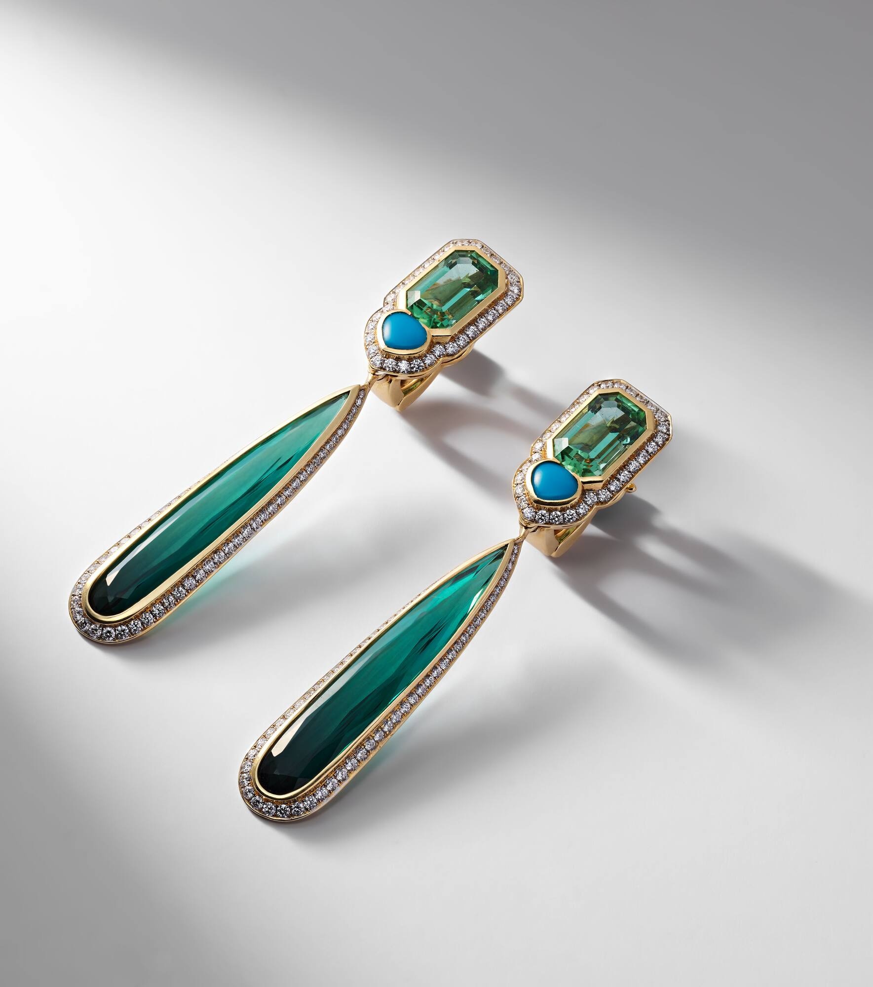 Quarta 18kt gold earrings with diamonds and gemstones - 5