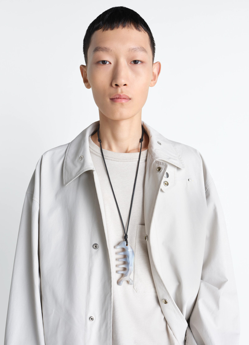 Lemaire BELUGA GUA SHA NECKLACE IN AGATE AND LEATHER outlook