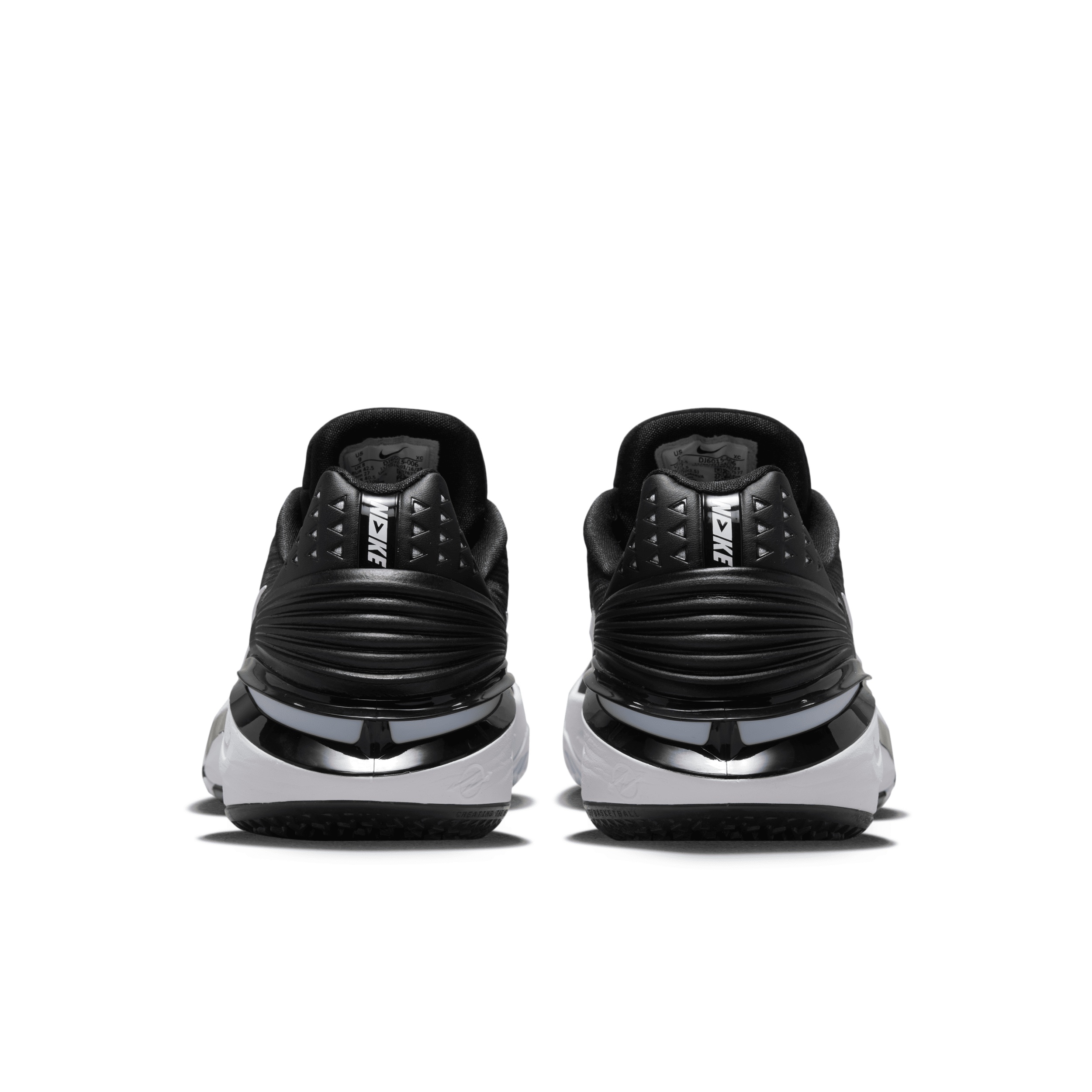 Nike Men's G.T. Cut 2 Basketball Shoes - 6