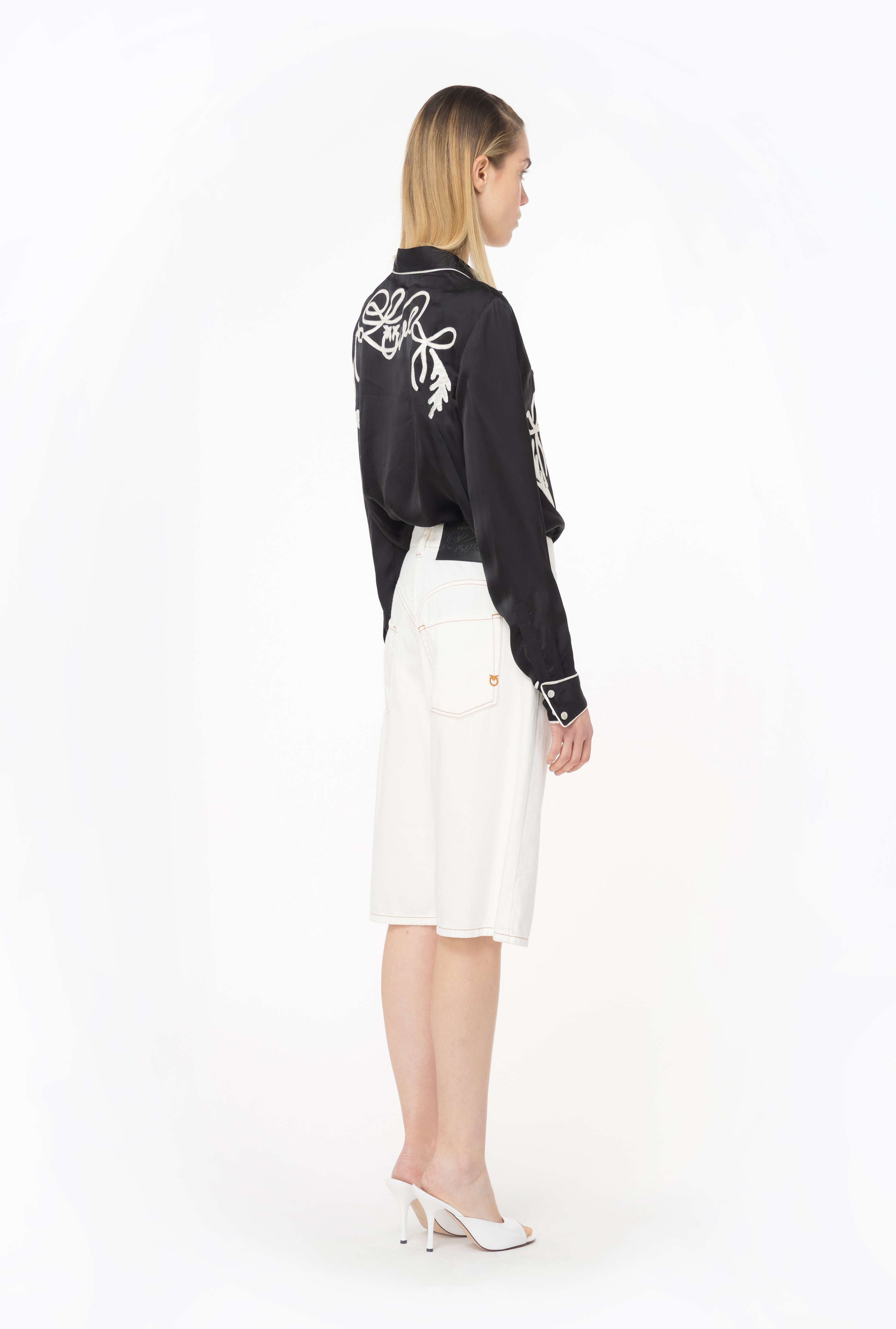 BULL BERMUDA SHORTS WITH PIERCING DETAIL - 5