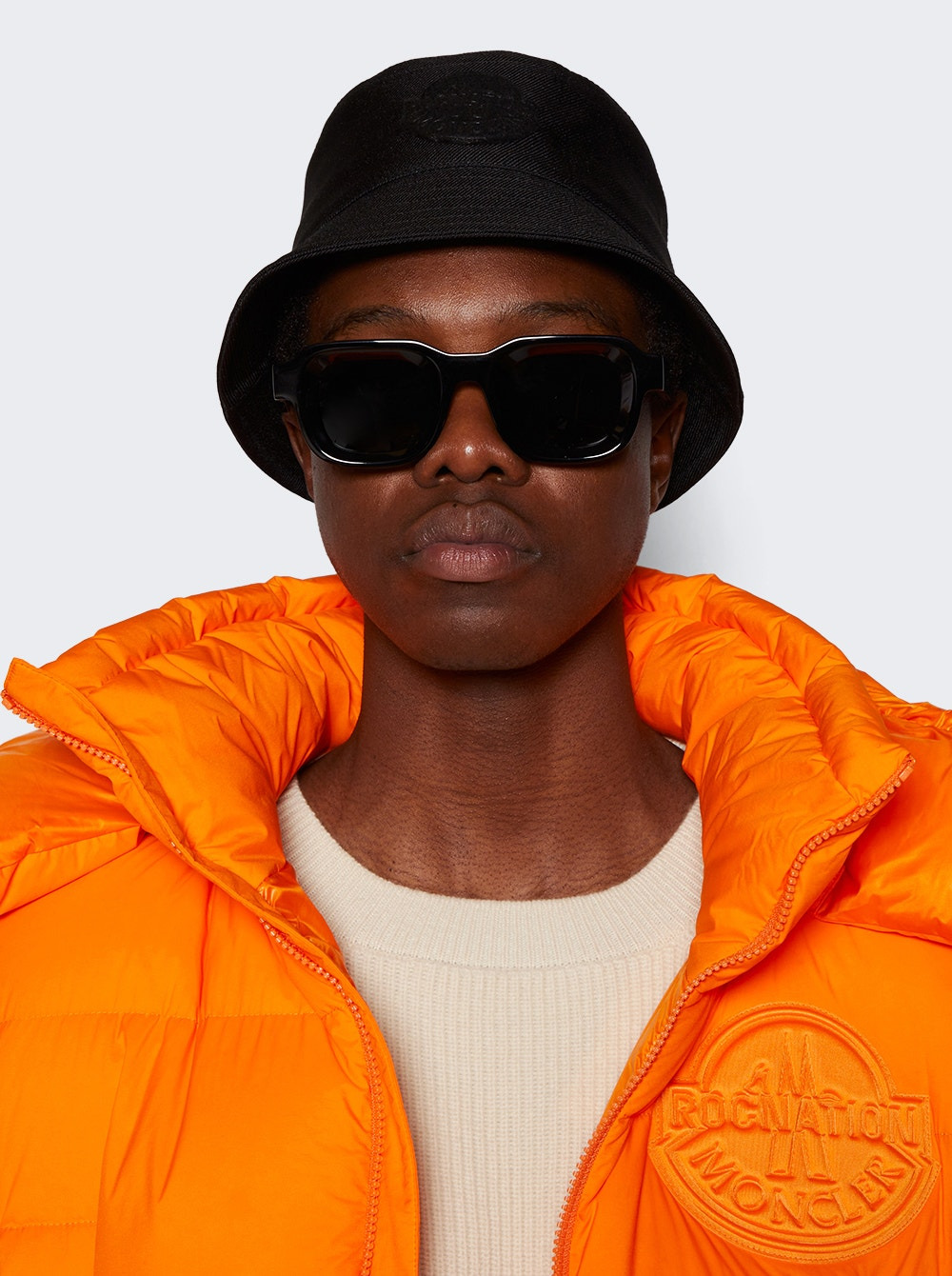 X Roc Nation Bucket Hat Black - 2