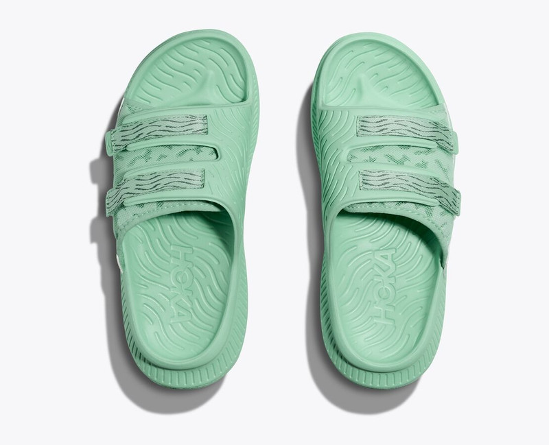 HOKA All Gender Ora Luxe outlook