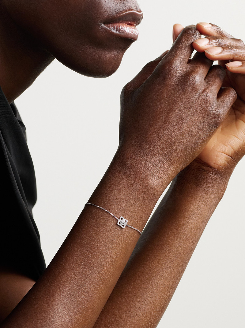 De Beers Enchanted Lotus 18-karat White Gold Diamond Bracelet outlook