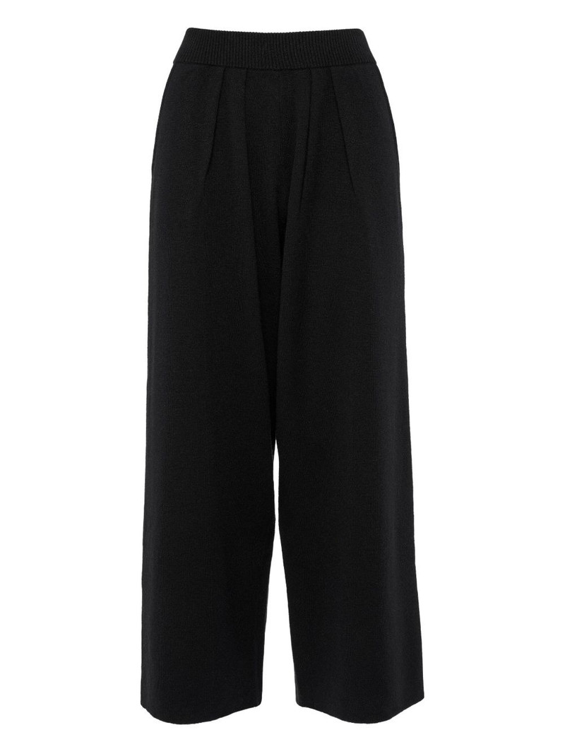 Smooth trousers 1