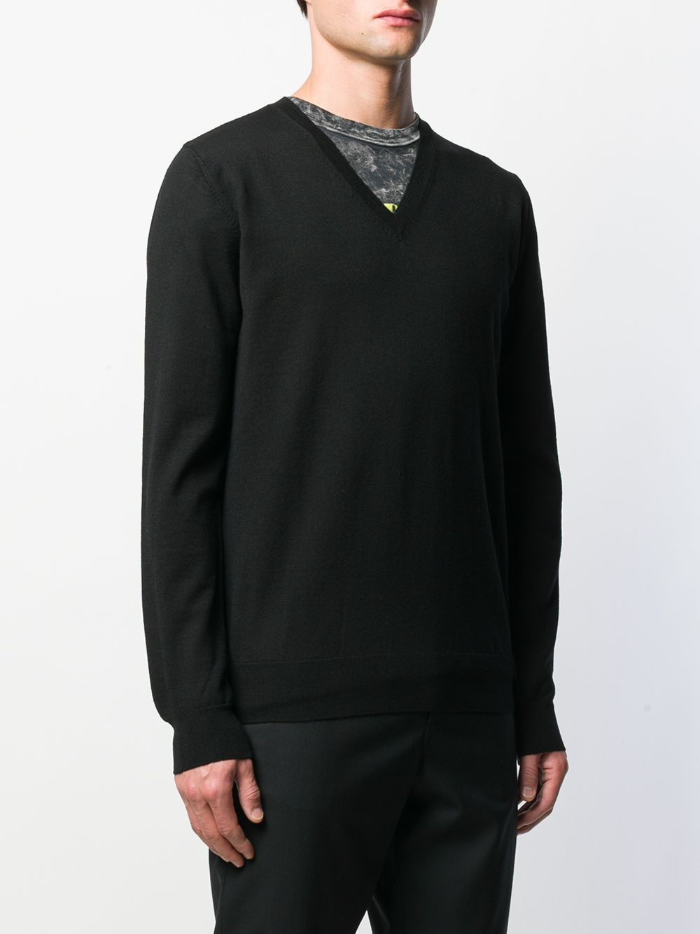 V-neck sweater - 3