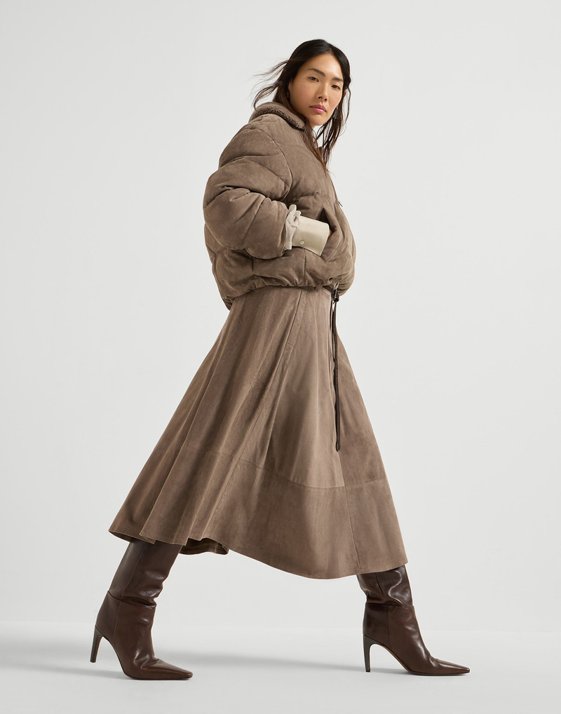 Classic leather boots with precious heels 4