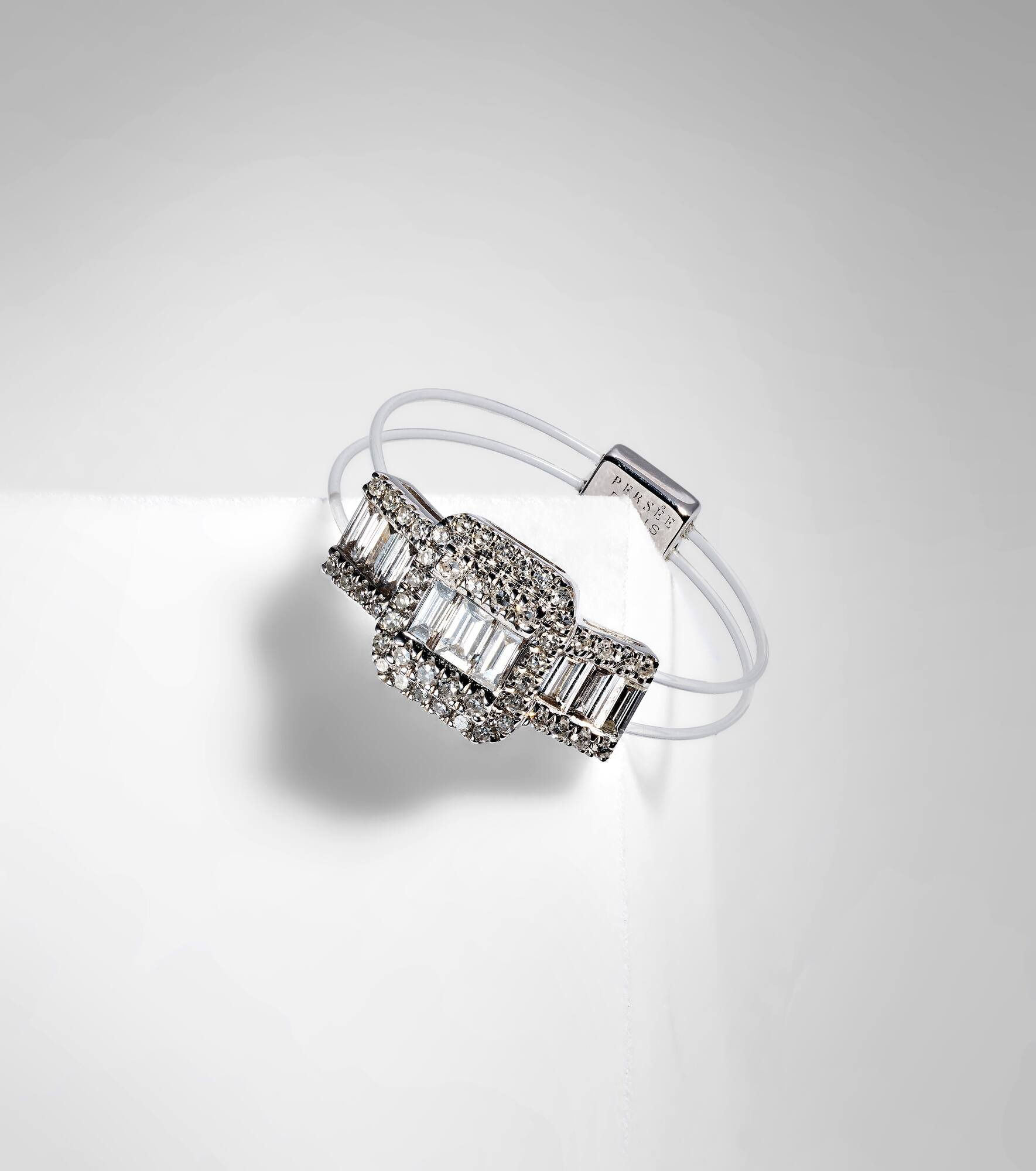Floating 18kt white gold ring with diamonds - 5