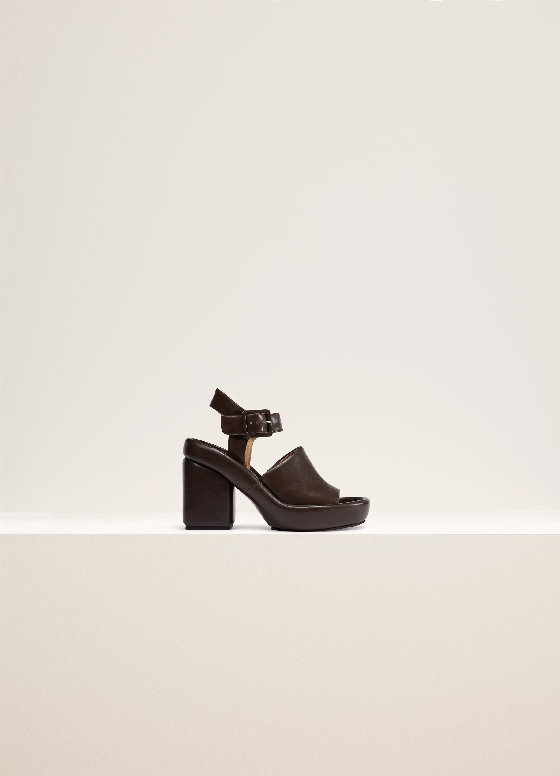 PADDED WEDGE SANDALS - 1